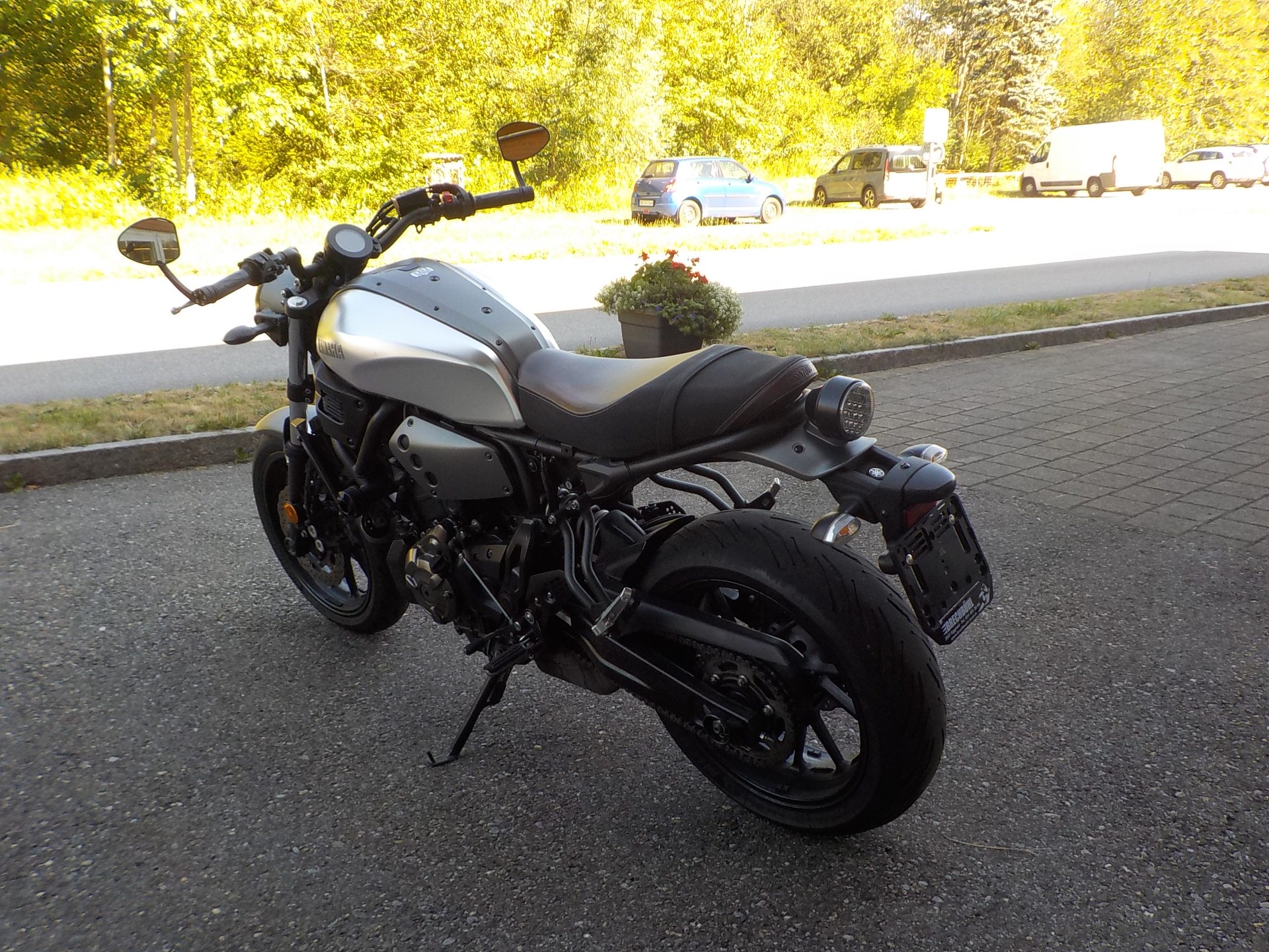 YAMAHA XSR 700-image-4