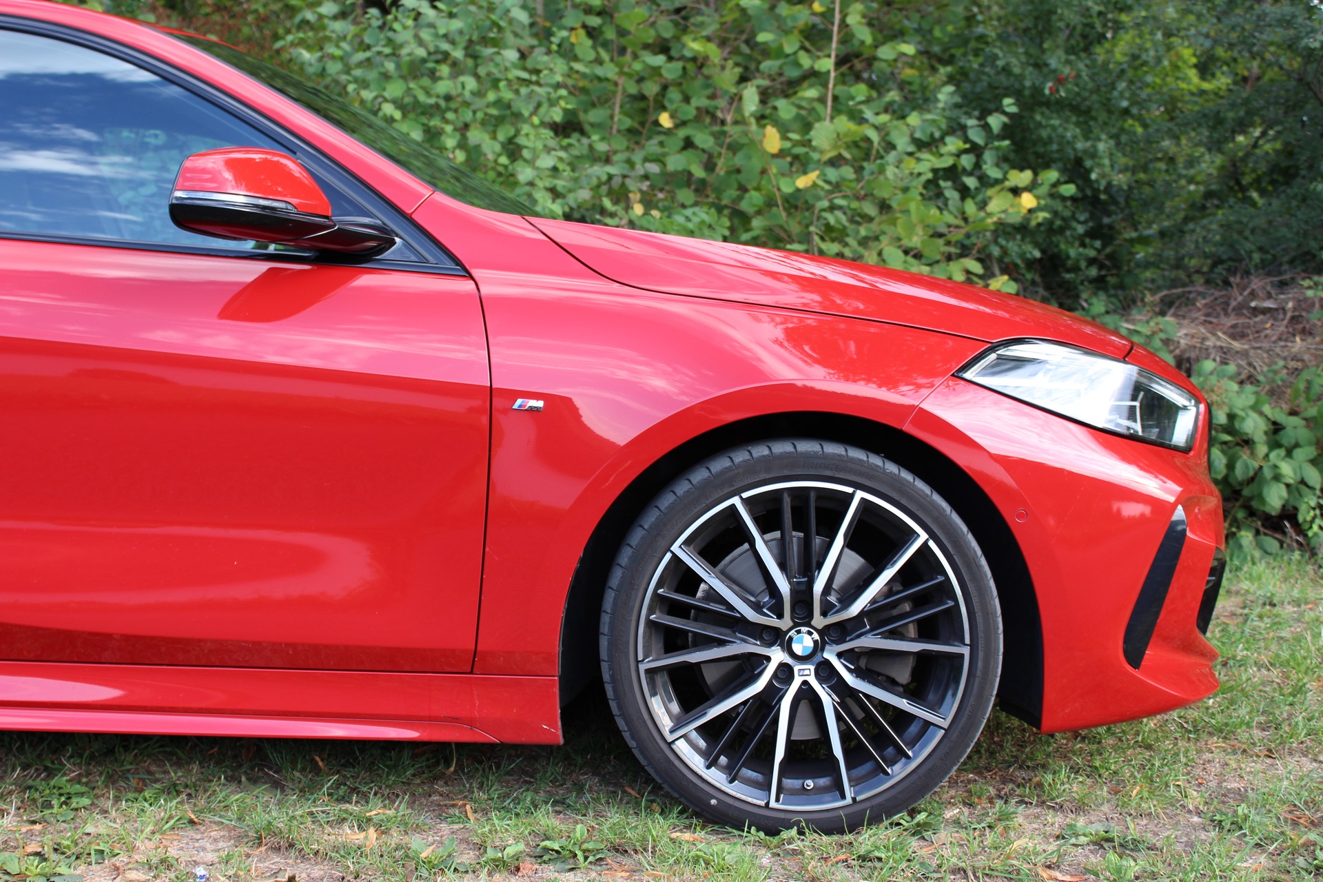 BMW 120i-image-5