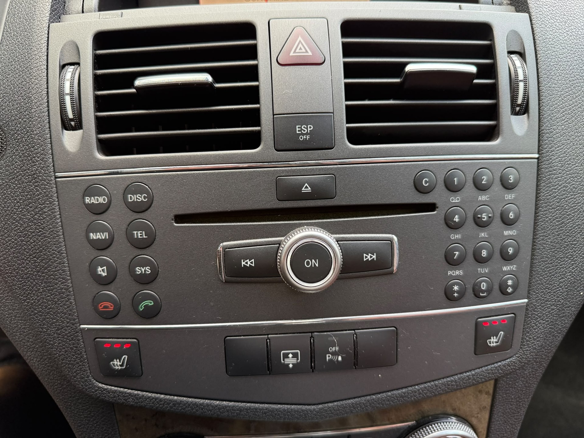 MERCEDES-BENZ C 300 V6 4matic-image-17