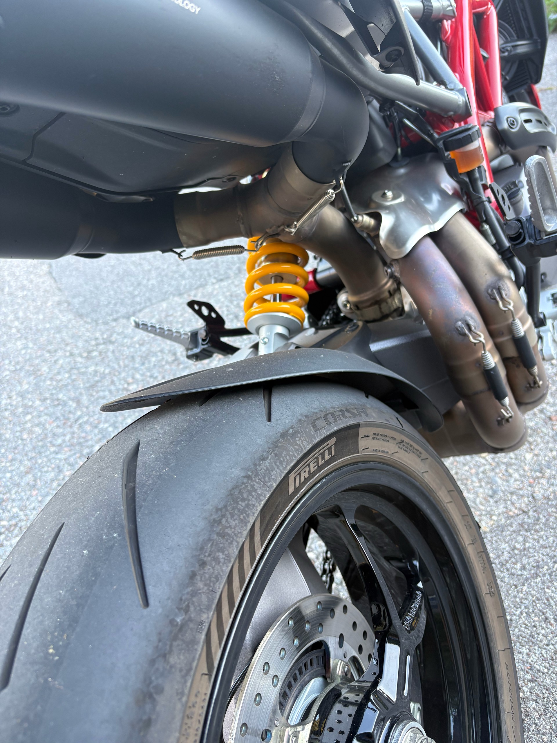 DUCATI Hypermotard 950-image-5