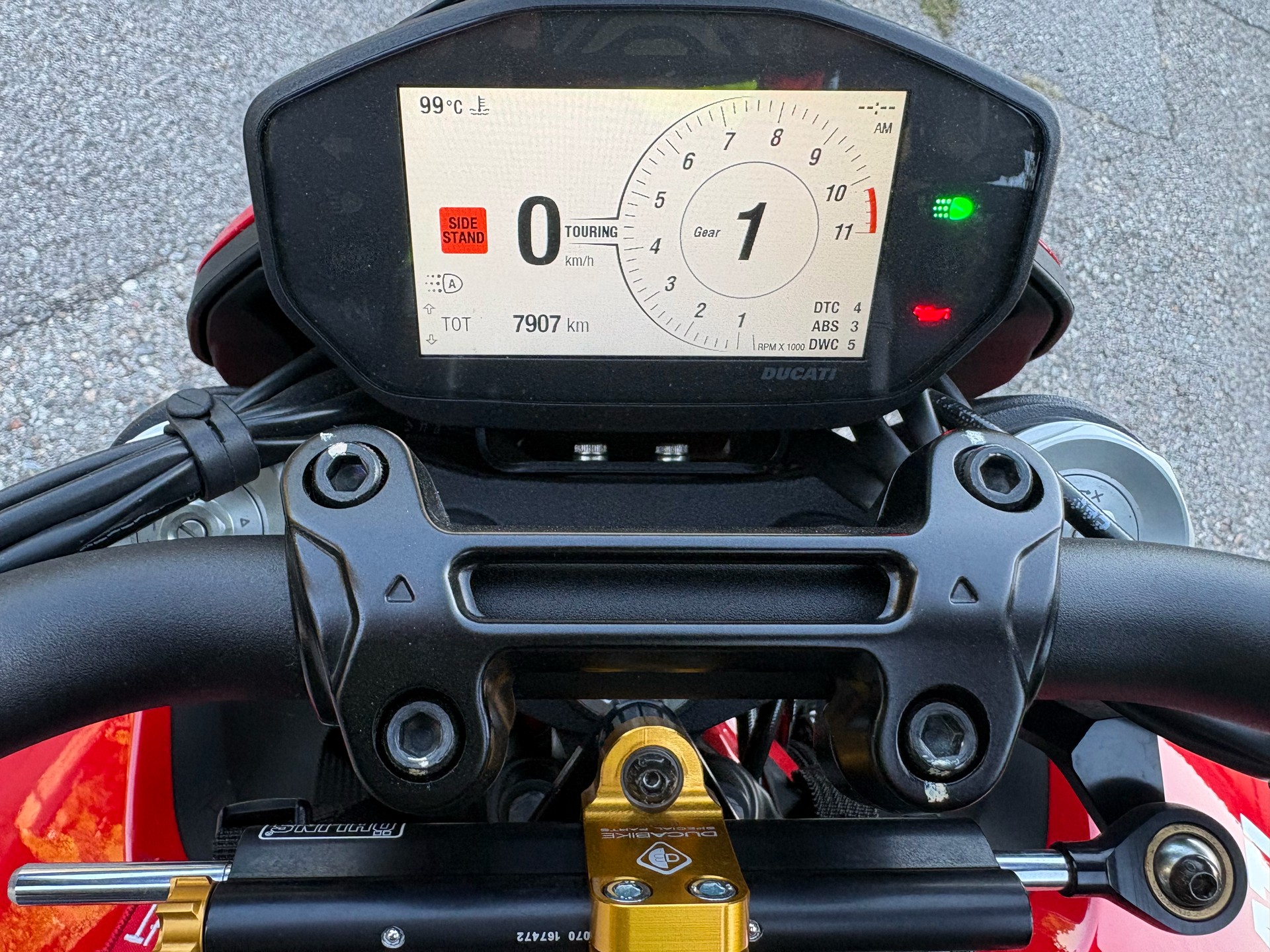 DUCATI Hypermotard 950-image-4