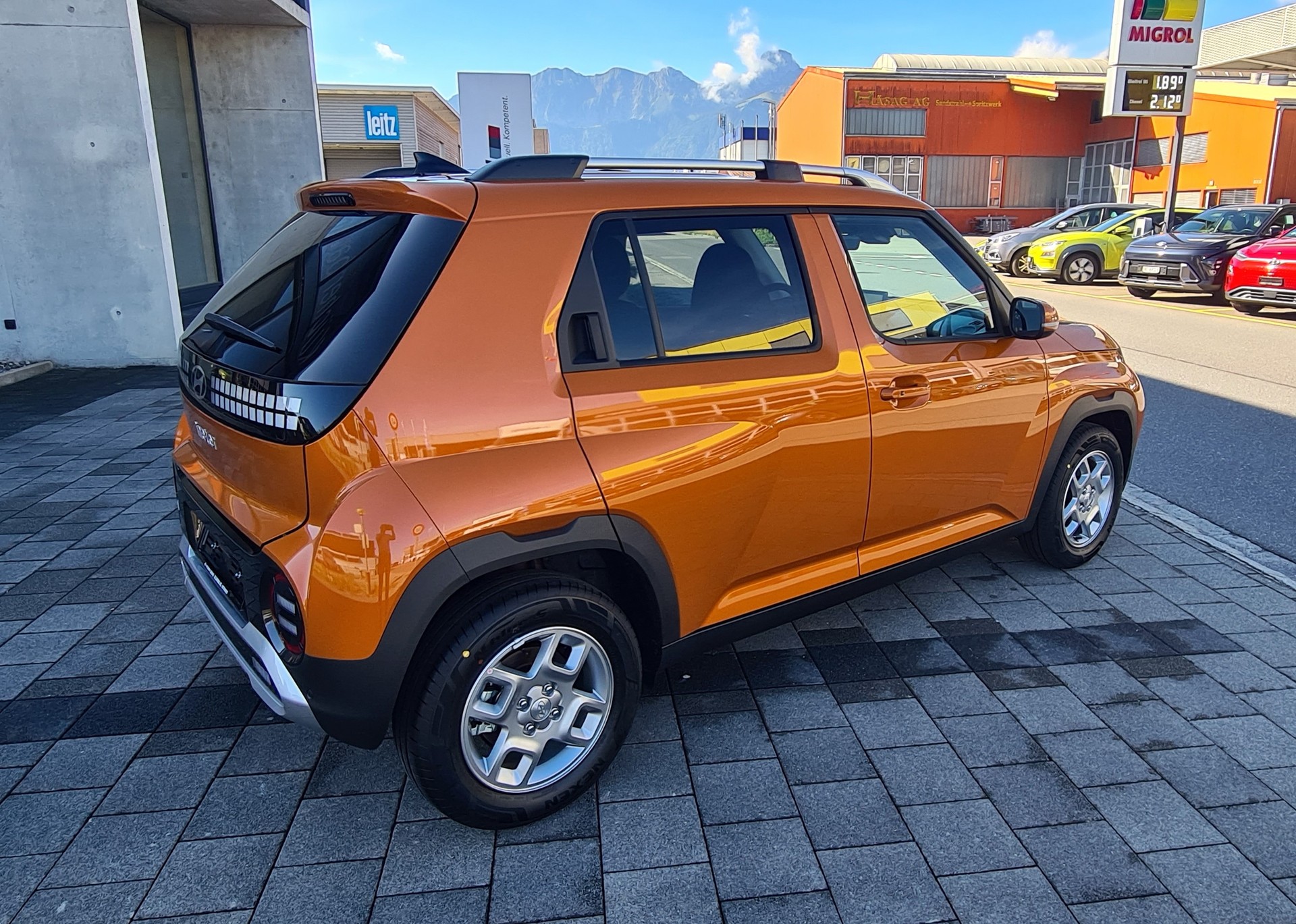 HYUNDAI Inster 49kWh Amplia-showroom-element-2