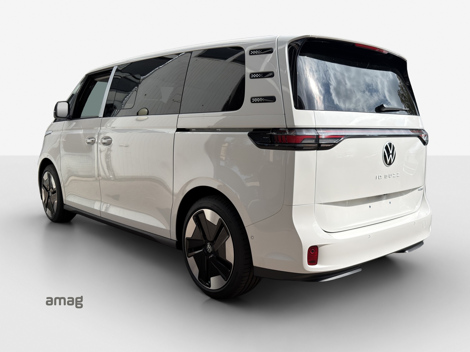 VW ID.Buzz LWB Pro 4 Motion-showroom-element-2