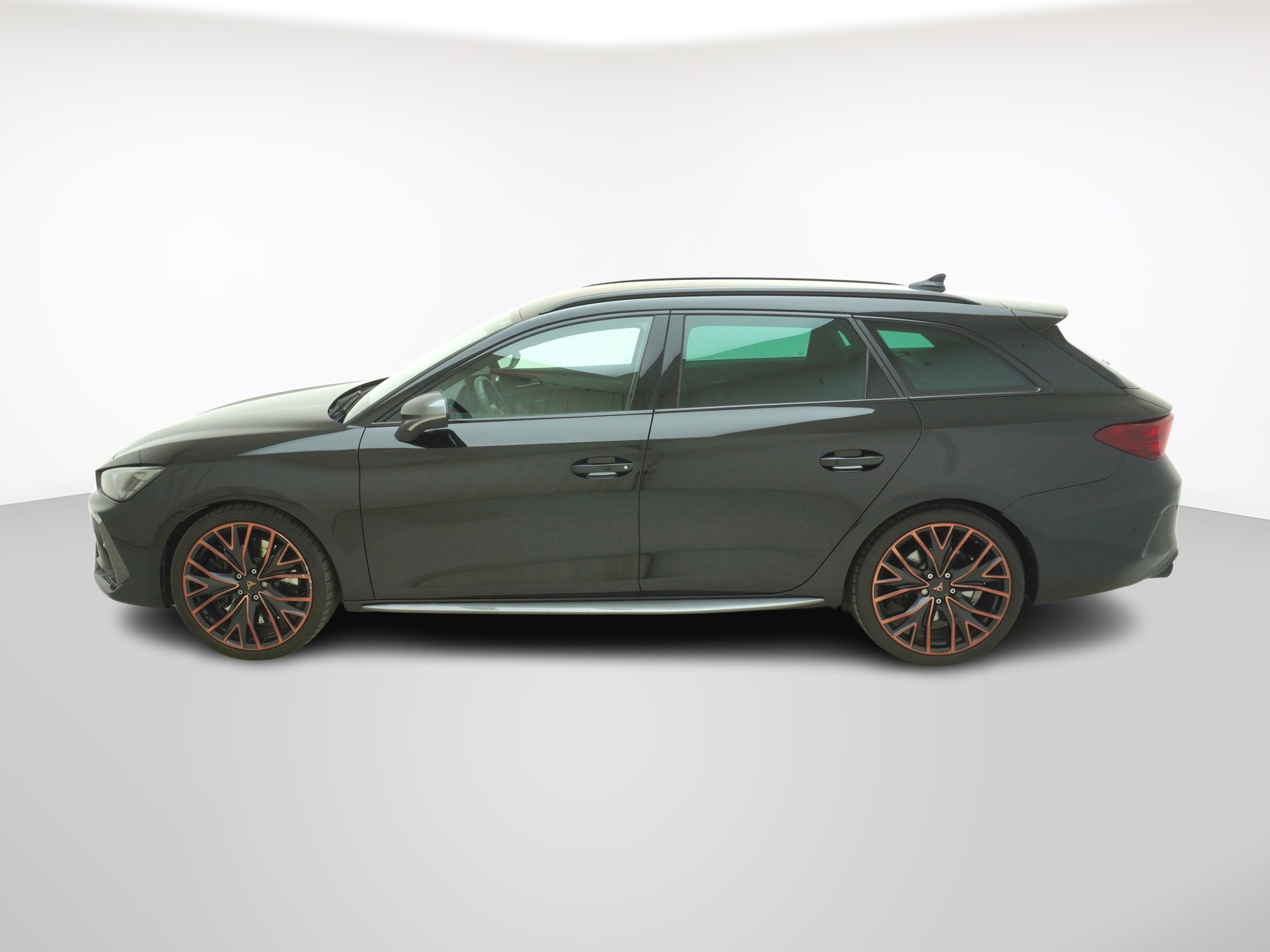 CUPRA Leon ST 2.0 TSI VZ 4Drive DSG-showroom-element-1