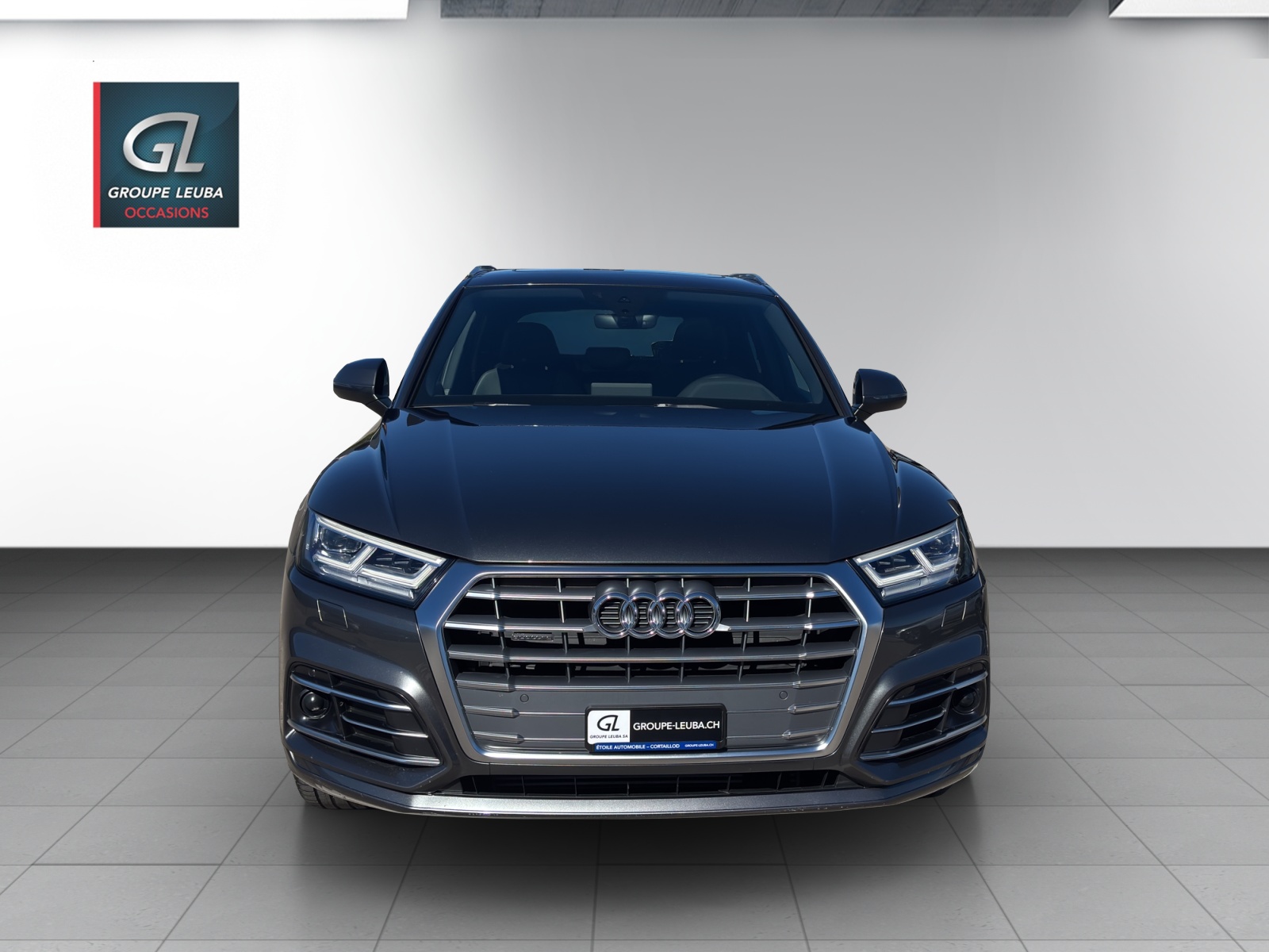 AUDI Q5 2.0 TFSI sport quattro-showroom-element-2