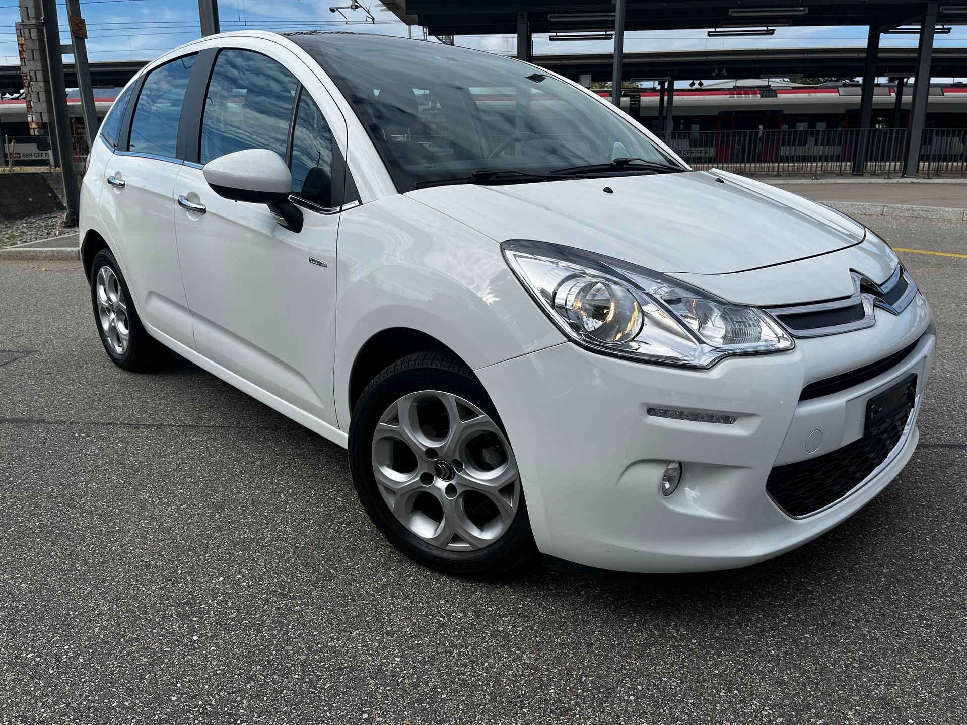 CITROEN C3 1.2i Exclusive ETG5-image-7