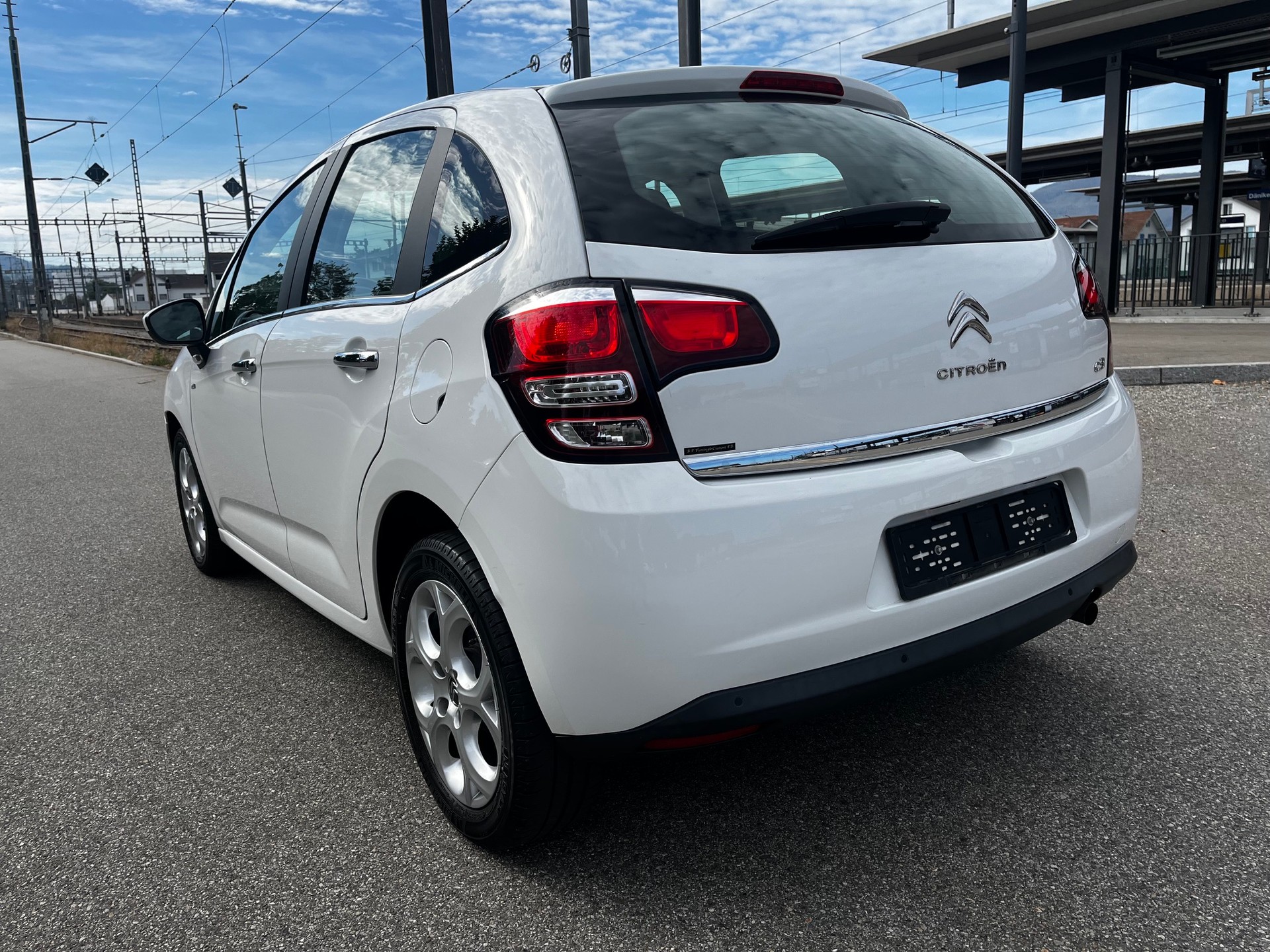 CITROEN C3 1.2i Exclusive ETG5-image-5