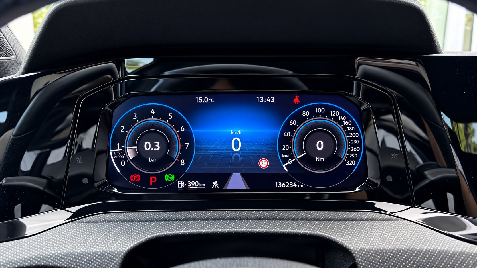 VW Golf 2.0 TSI R DSG 4Motion-image-18