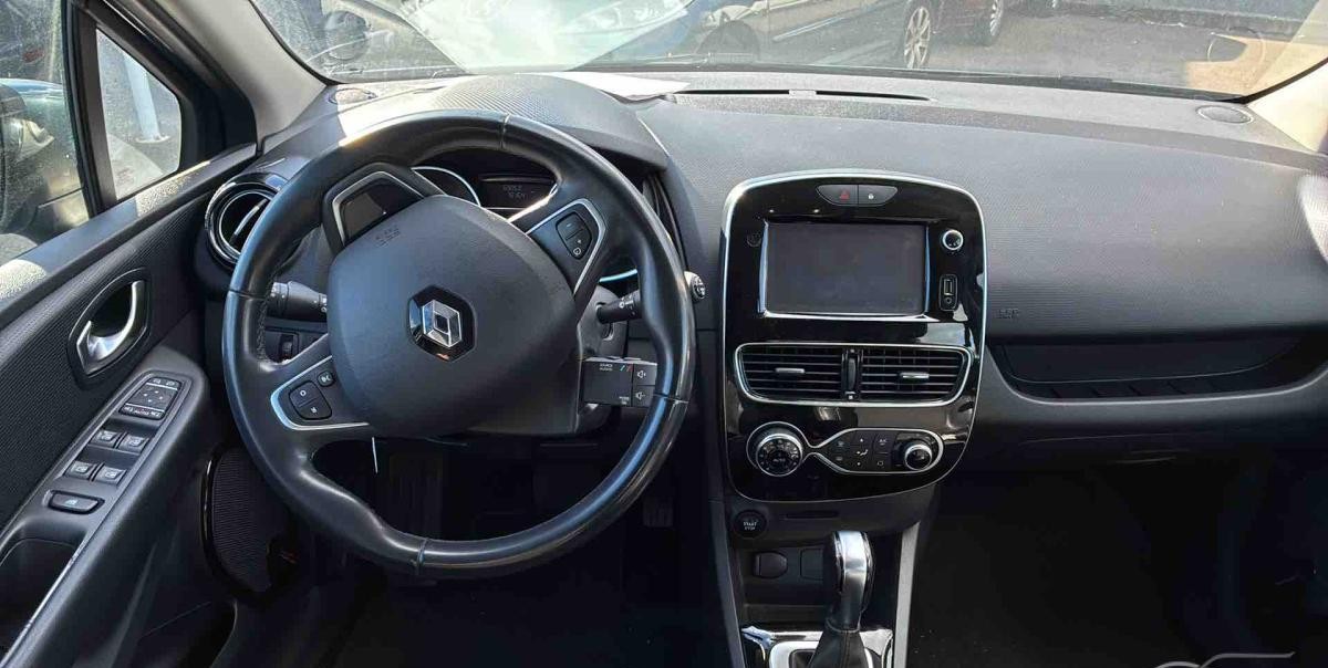 RENAULT Clio 1.2 16V T Intens EDC-image-4