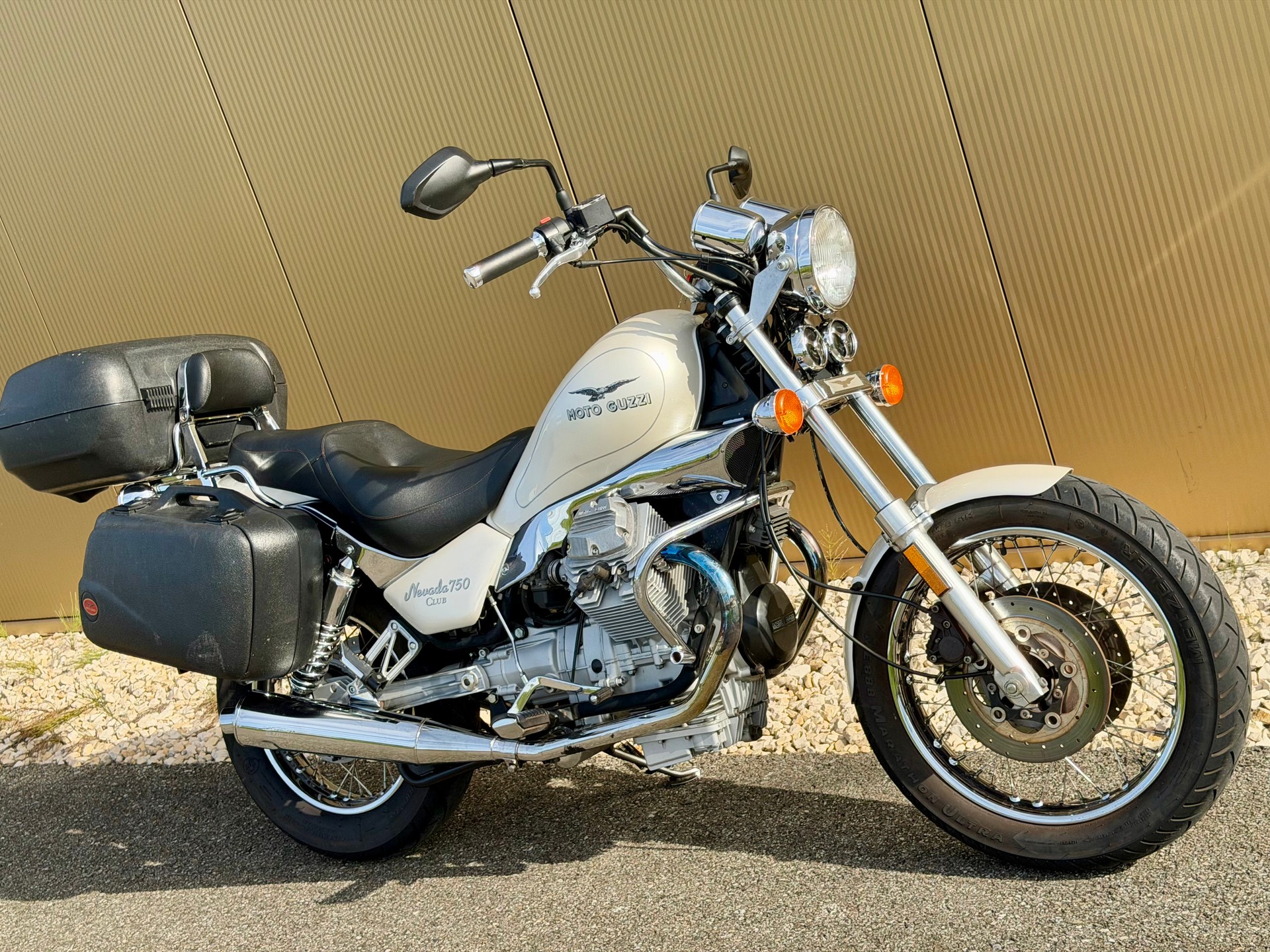 MOTO GUZZI Nevada 750 Club-image-2