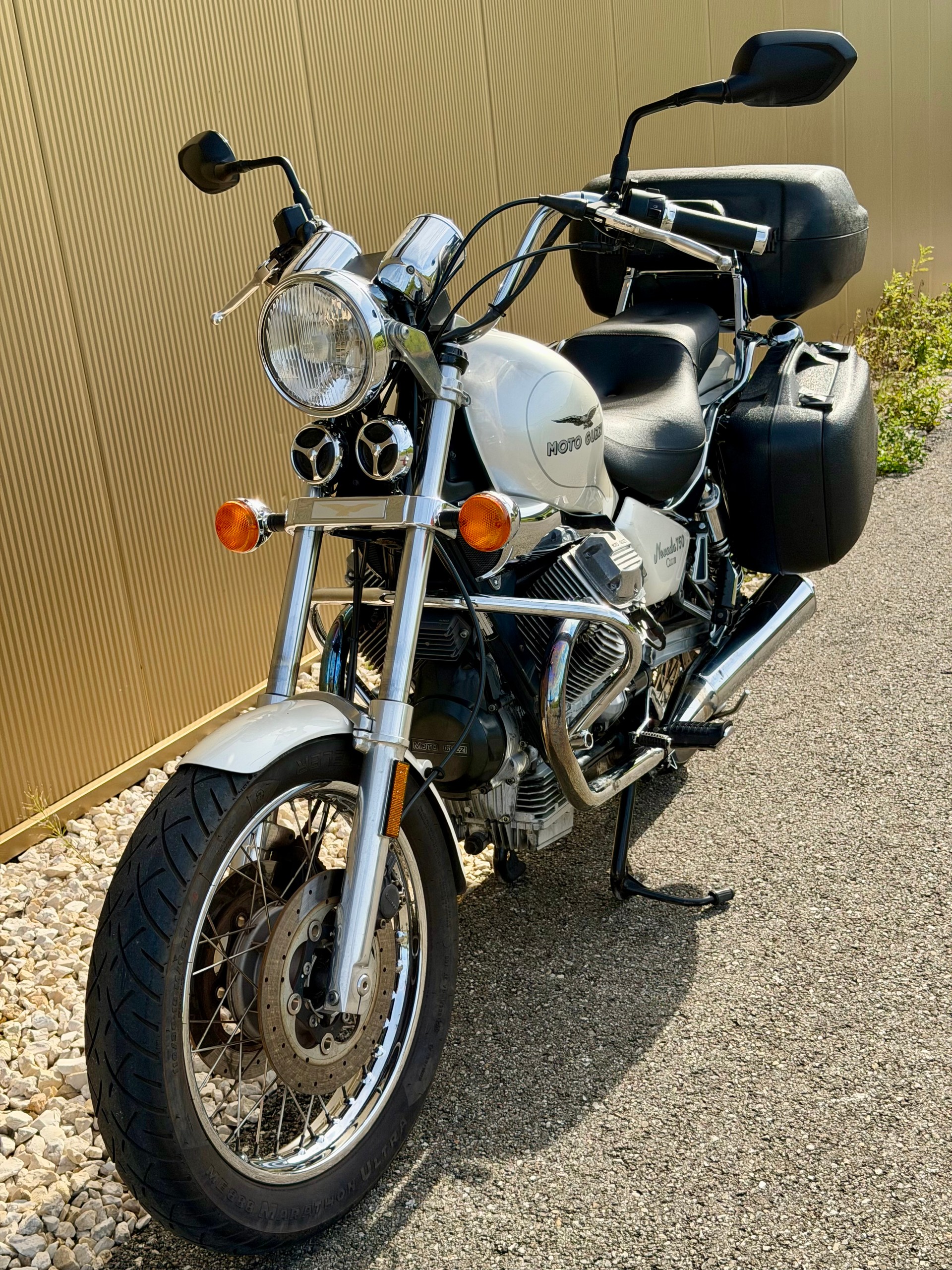 MOTO GUZZI Nevada 750 Club-image-7