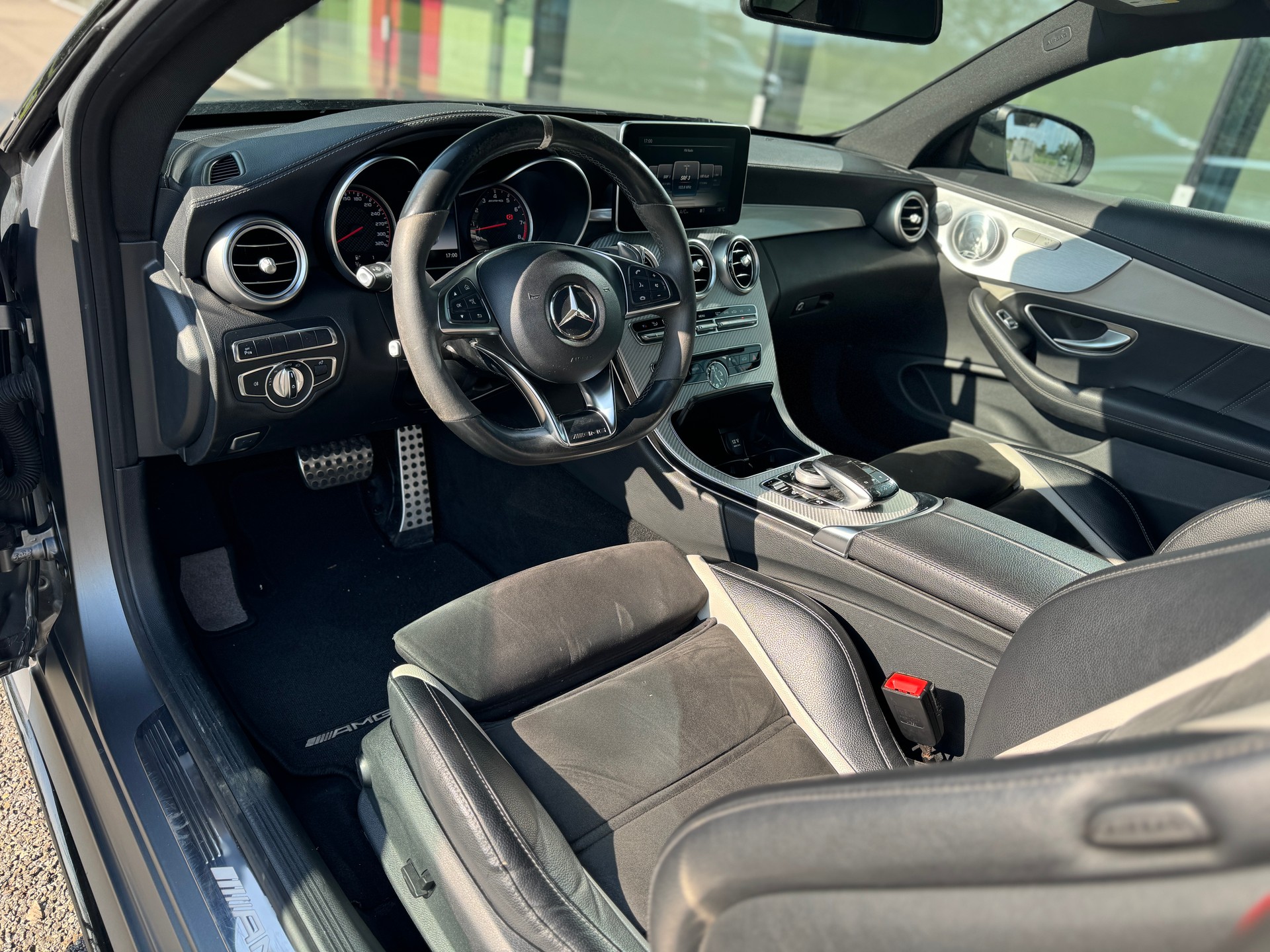 MERCEDES-BENZ C 63 S AMG Speedshift-image-19