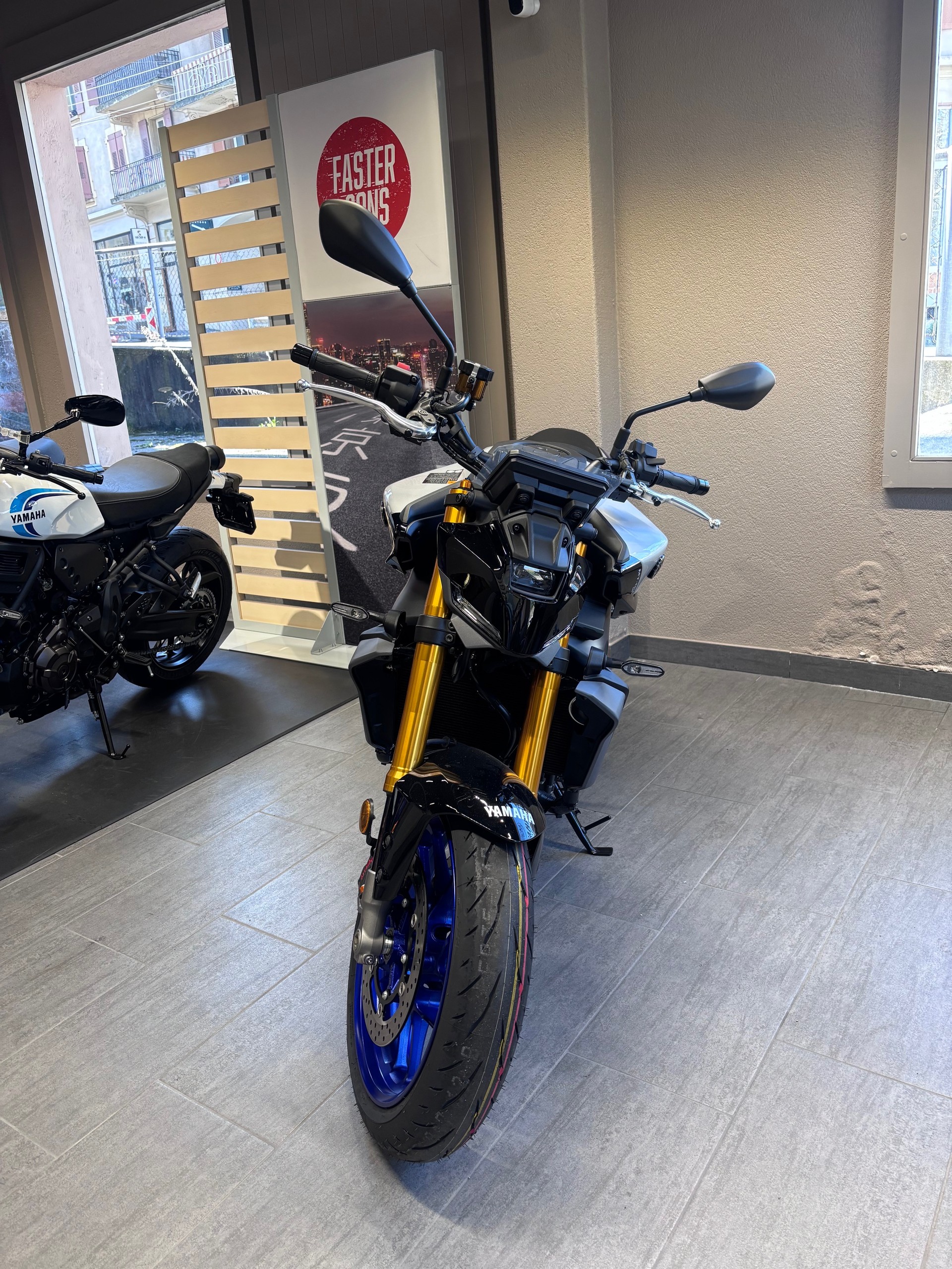 YAMAHA MT-09 SP (35kW)-image-2
