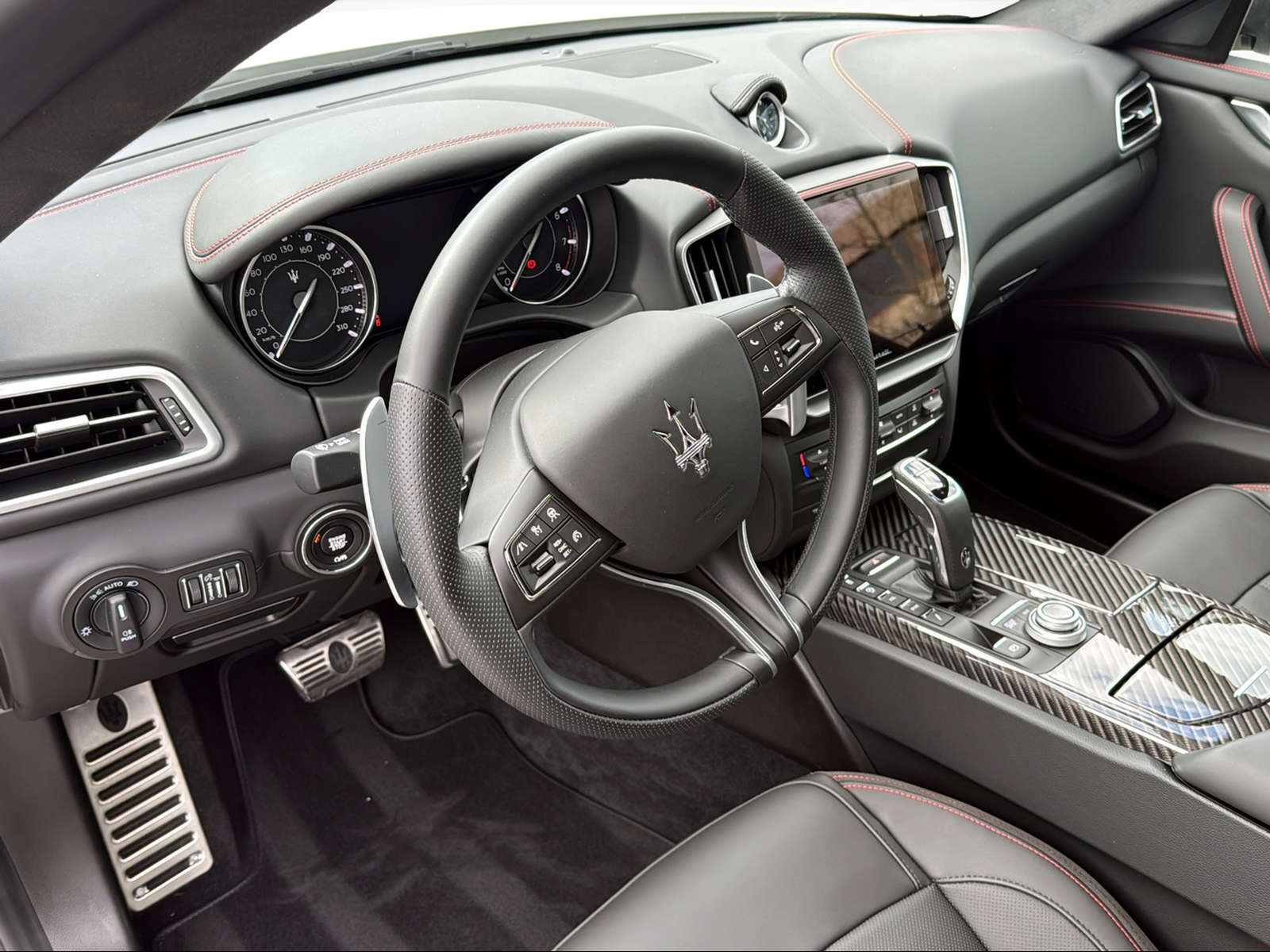 MASERATI Ghibli S Q4 3.0 Modena Automatica-image-3