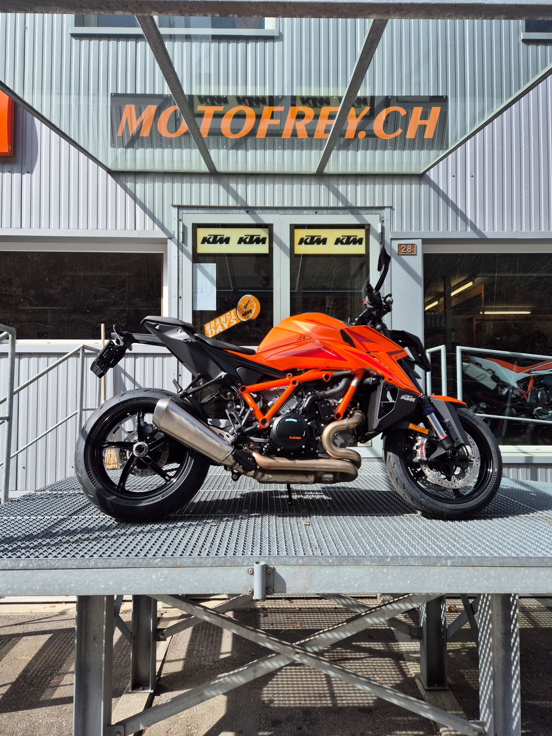 KTM 1390 Super Duke R EVO-image-0