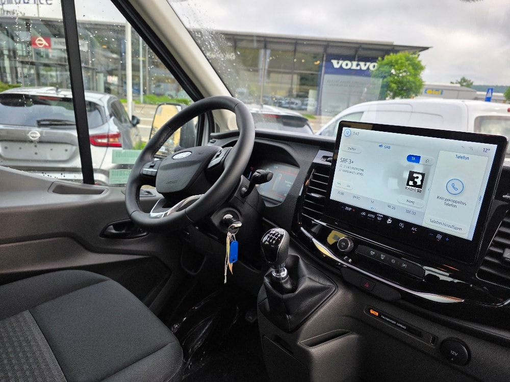 FORD Transit 350 L3 Trend 2.0 TDCi 165 RWD-image-9