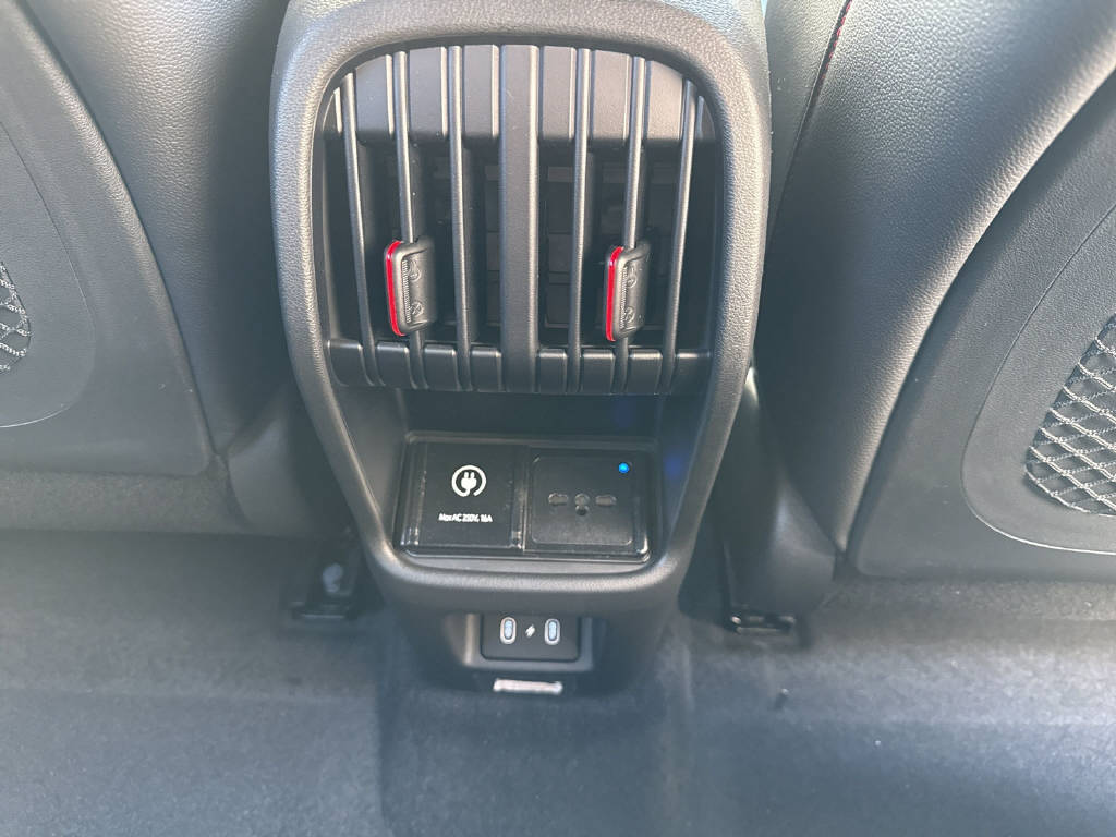 HYUNDAI Kona Electric N-Line-image-11