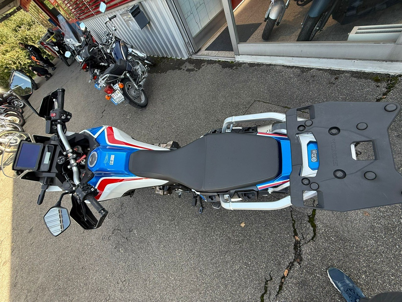 HONDA CRF 1100 DCT Africa Twin-image-3
