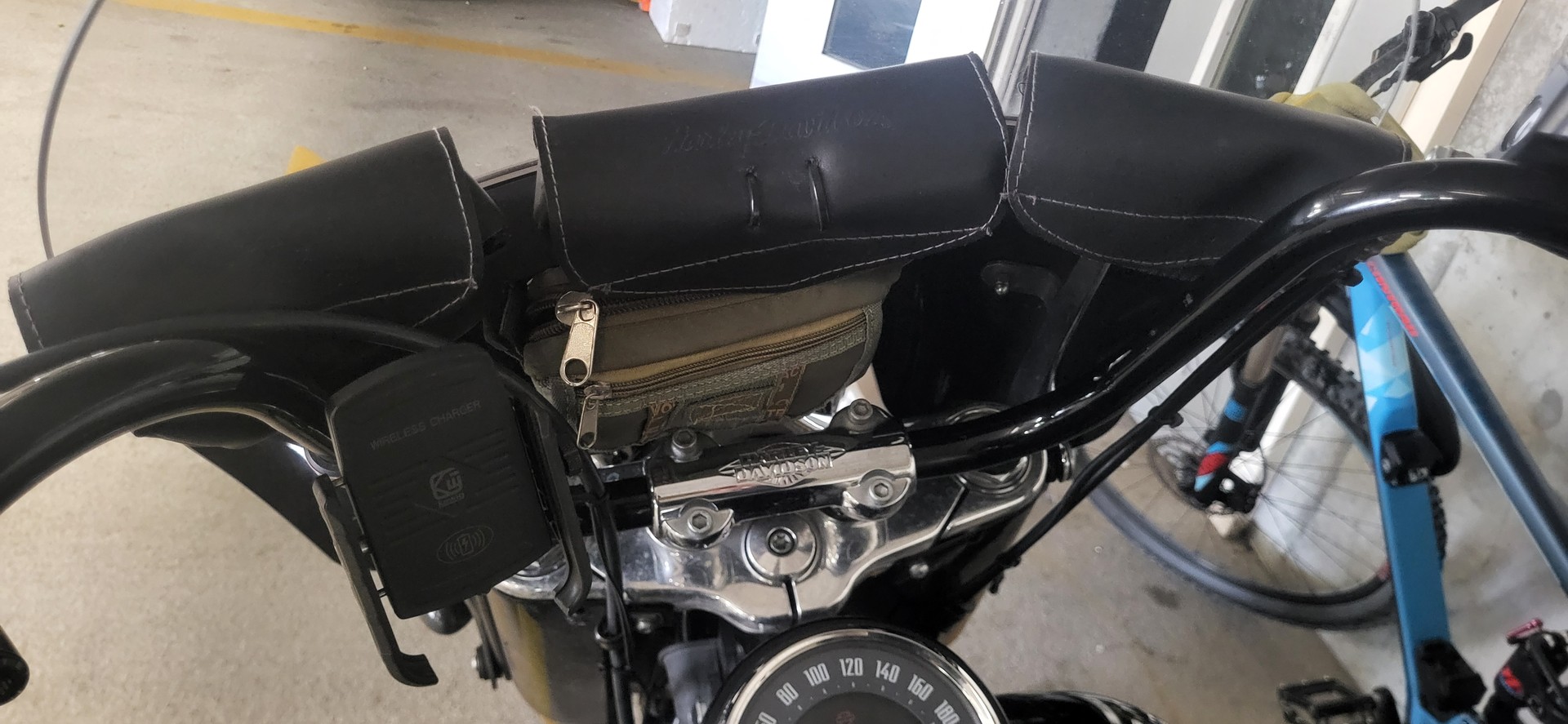 HARLEY-DAVIDSON FLHCS Heritage Classic 114 ABS-image-6