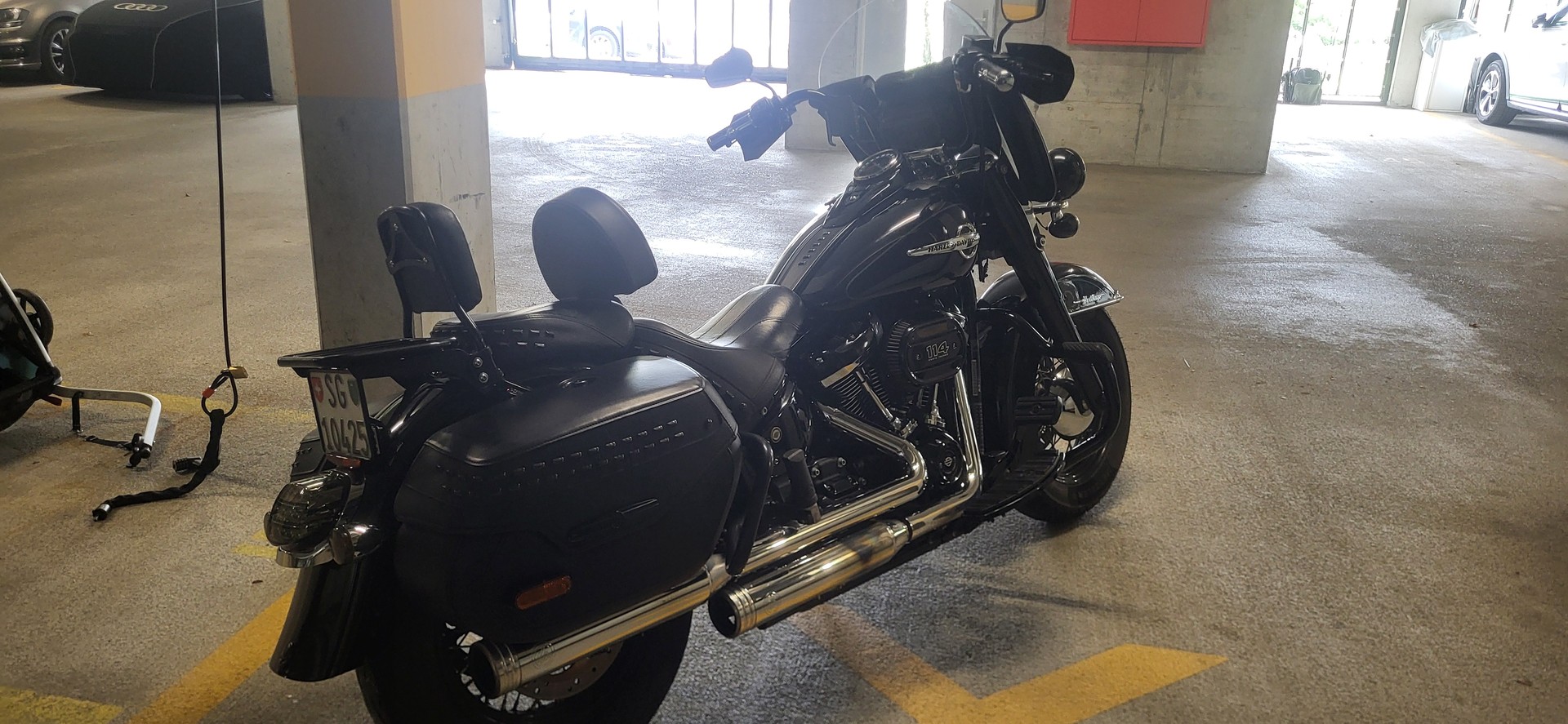 HARLEY-DAVIDSON FLHCS Heritage Classic 114 ABS-image-4