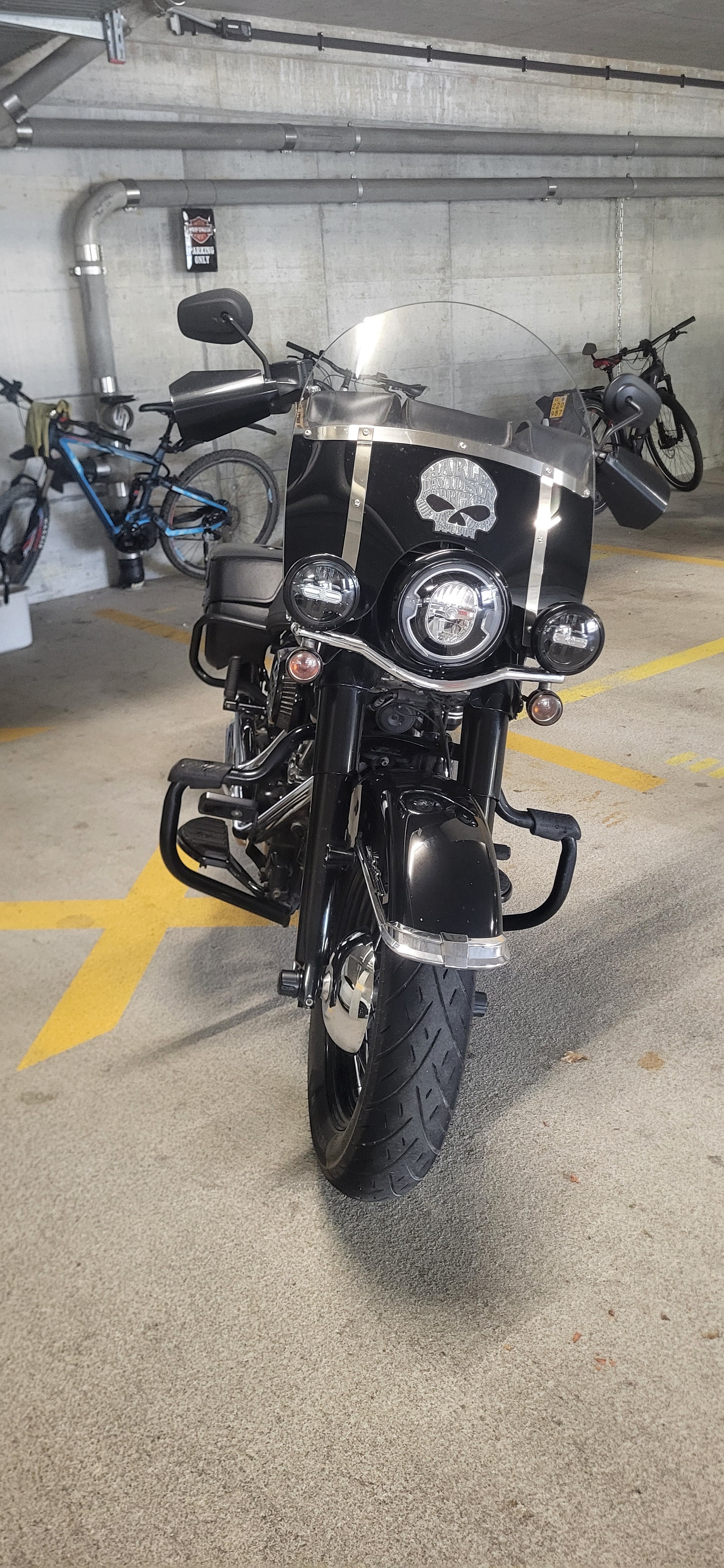 HARLEY-DAVIDSON FLHCS Heritage Classic 114 ABS-image-0