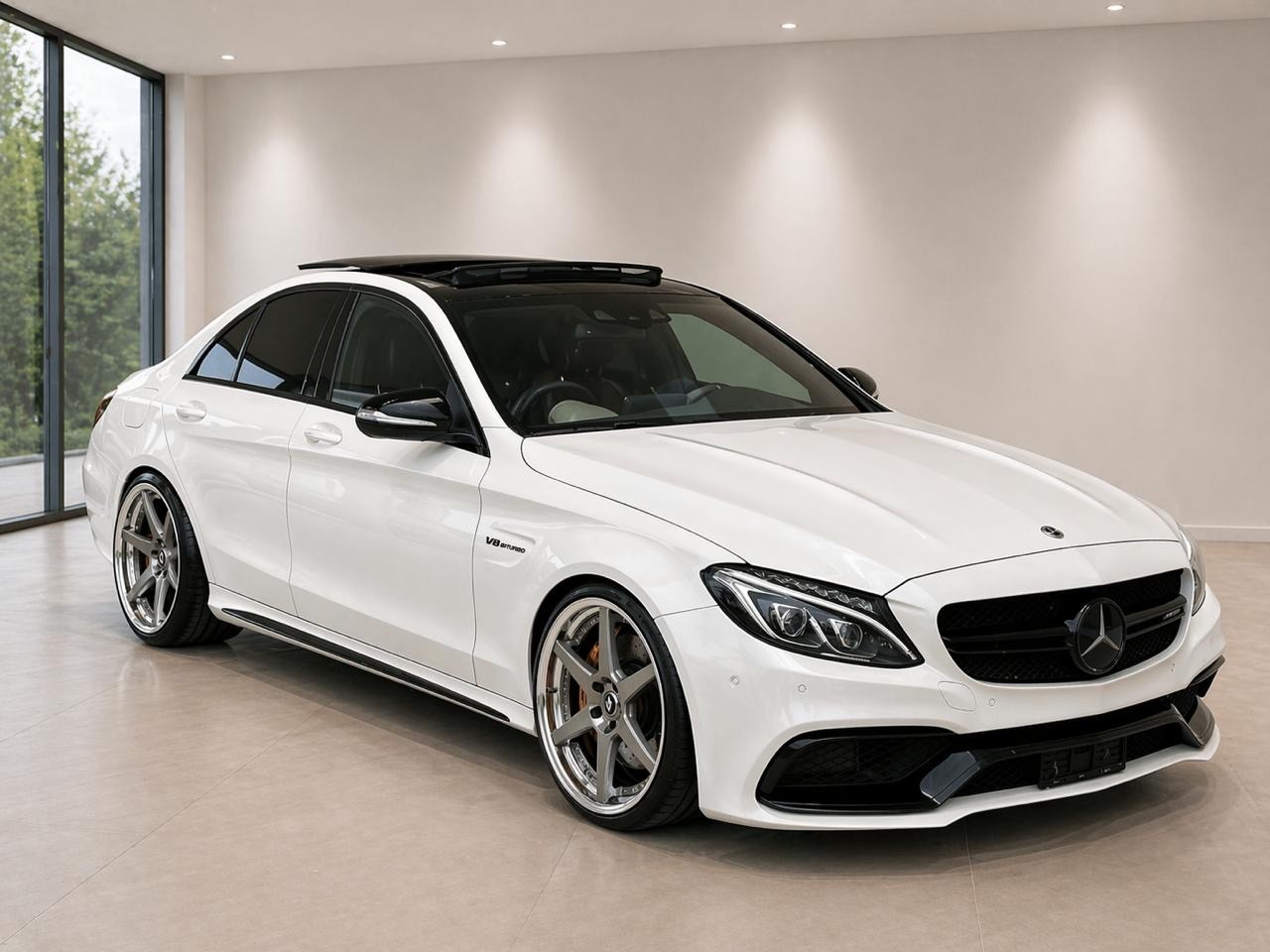 MERCEDES-BENZ C 63 AMG-image-4