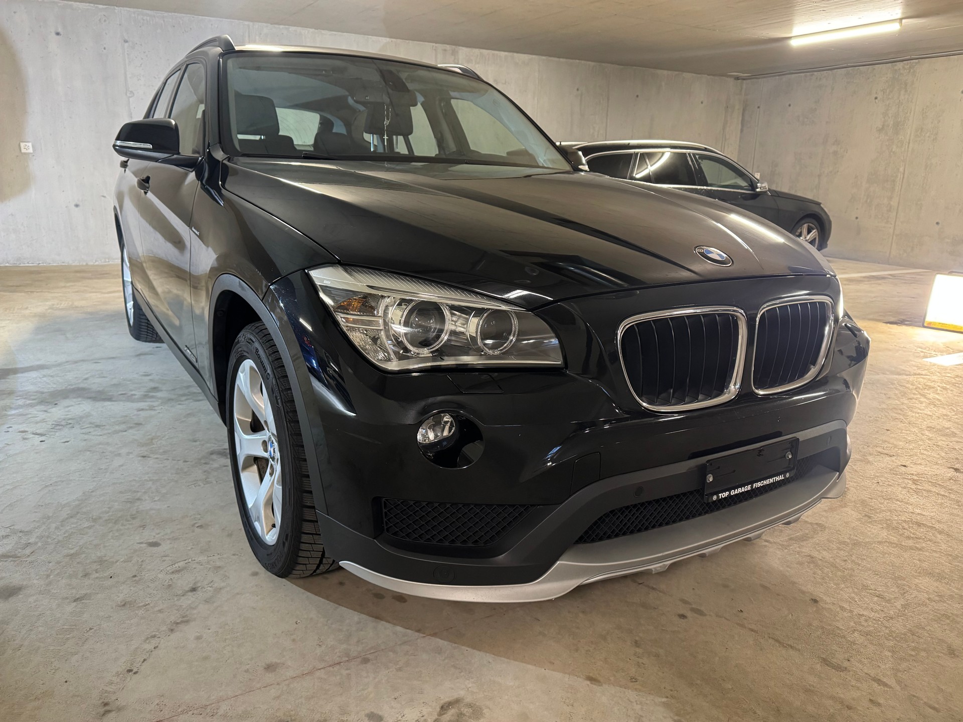 BMW X1 xDrive 20i Sport Line Steptronic-image-1