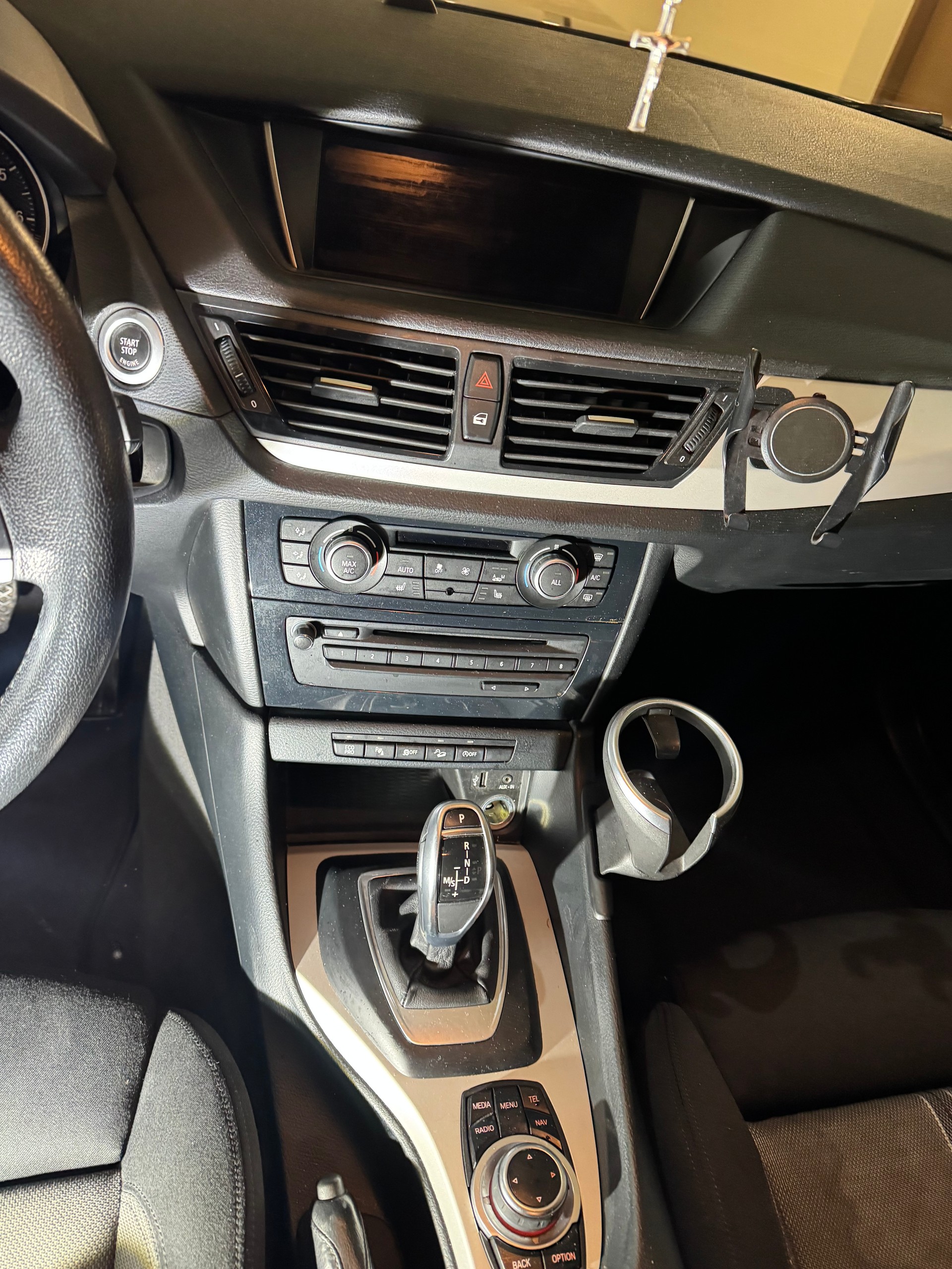 BMW X1 xDrive 20i Sport Line Steptronic-image-9