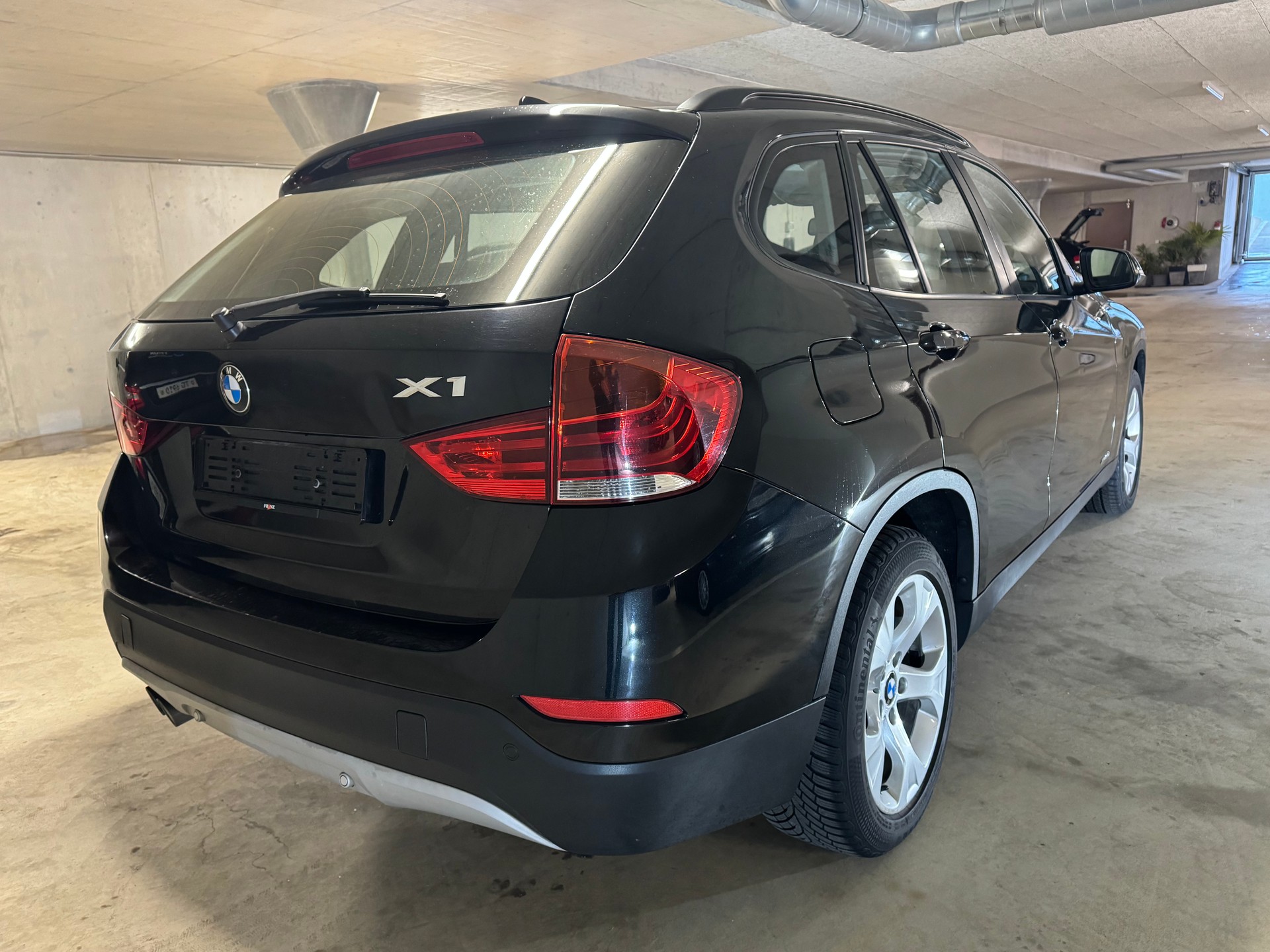 BMW X1 xDrive 20i Sport Line Steptronic-image-2