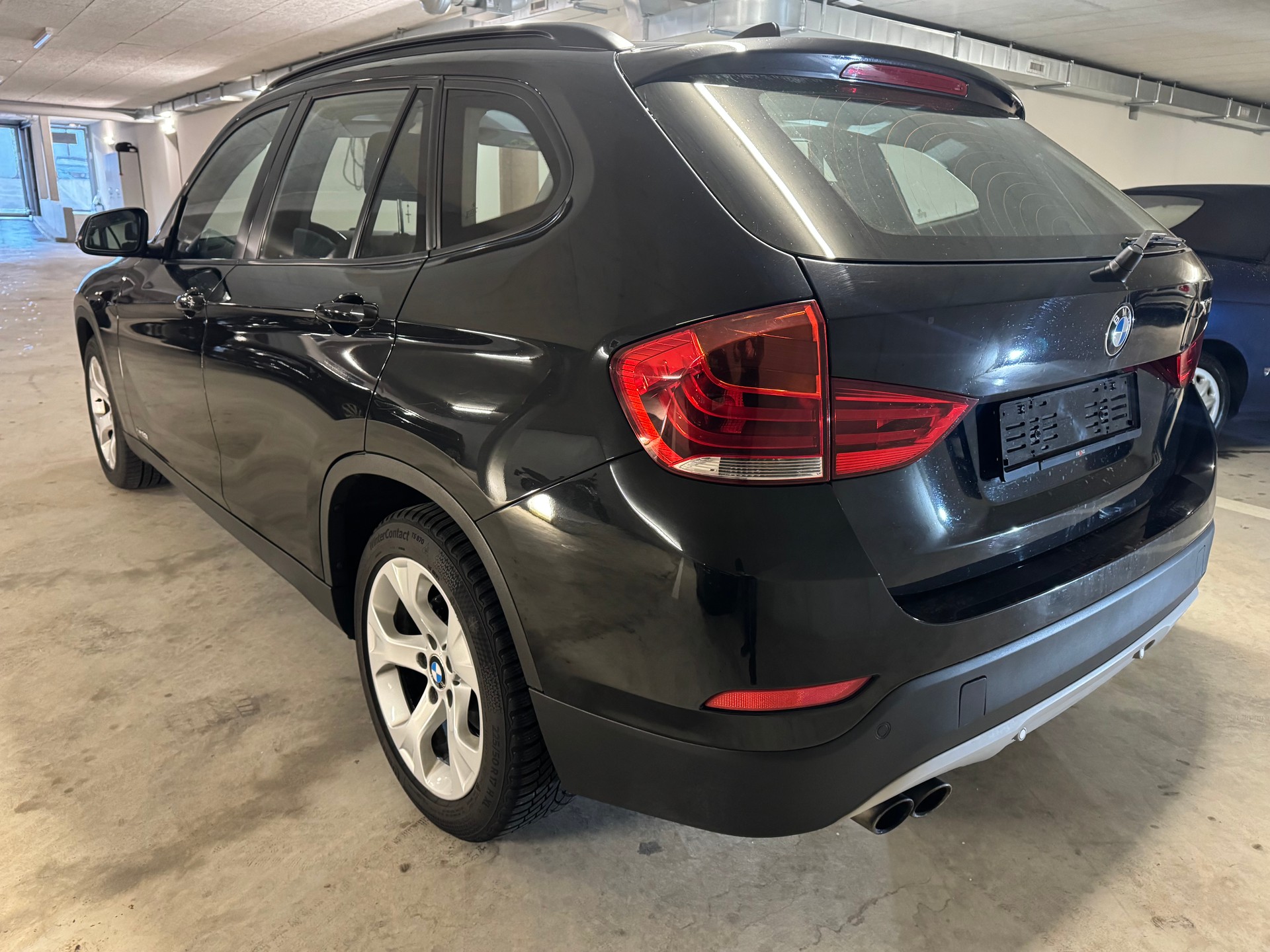 BMW X1 xDrive 20i Sport Line Steptronic-image-3