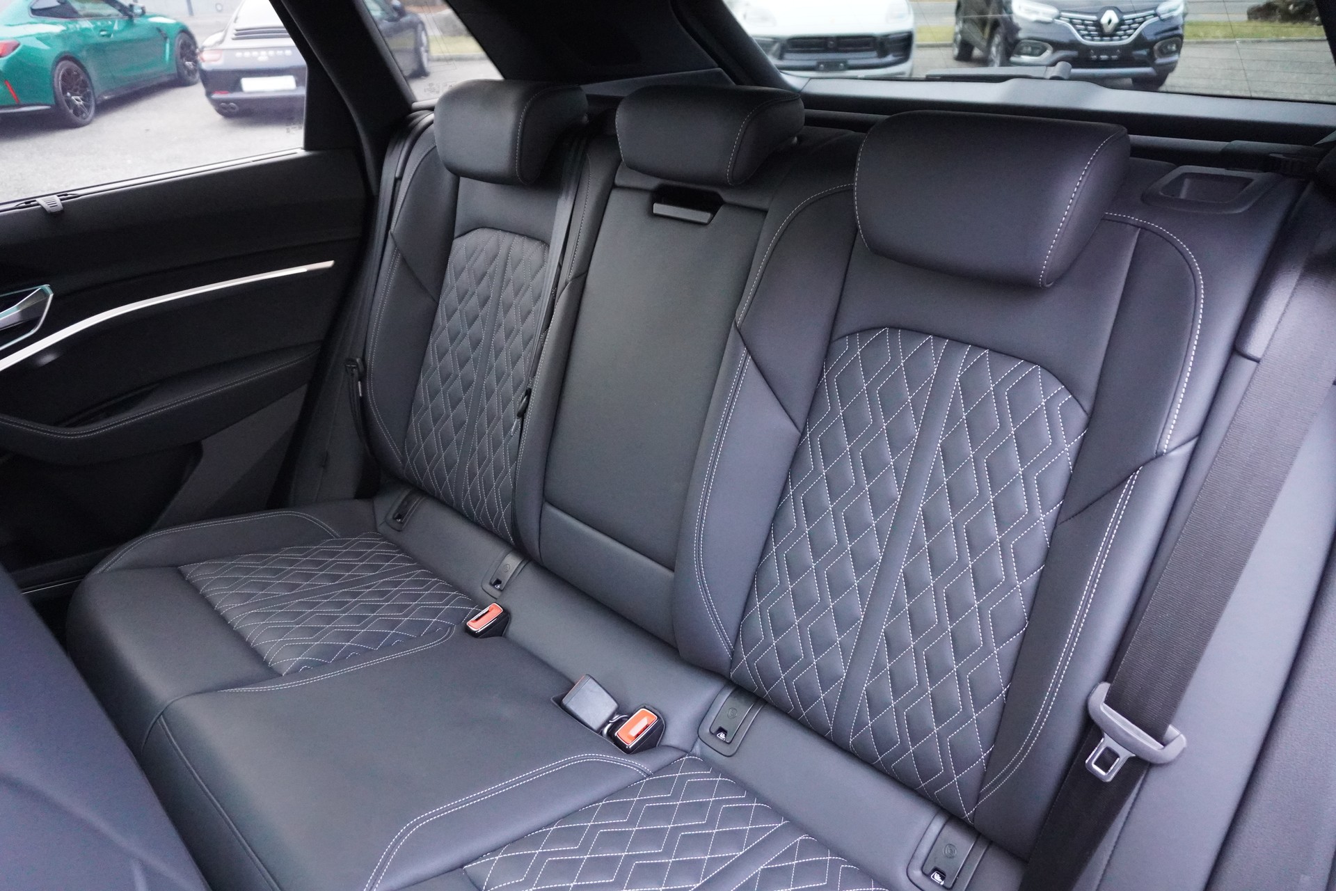 AUDI SQ8 e-tron quattro-image-14