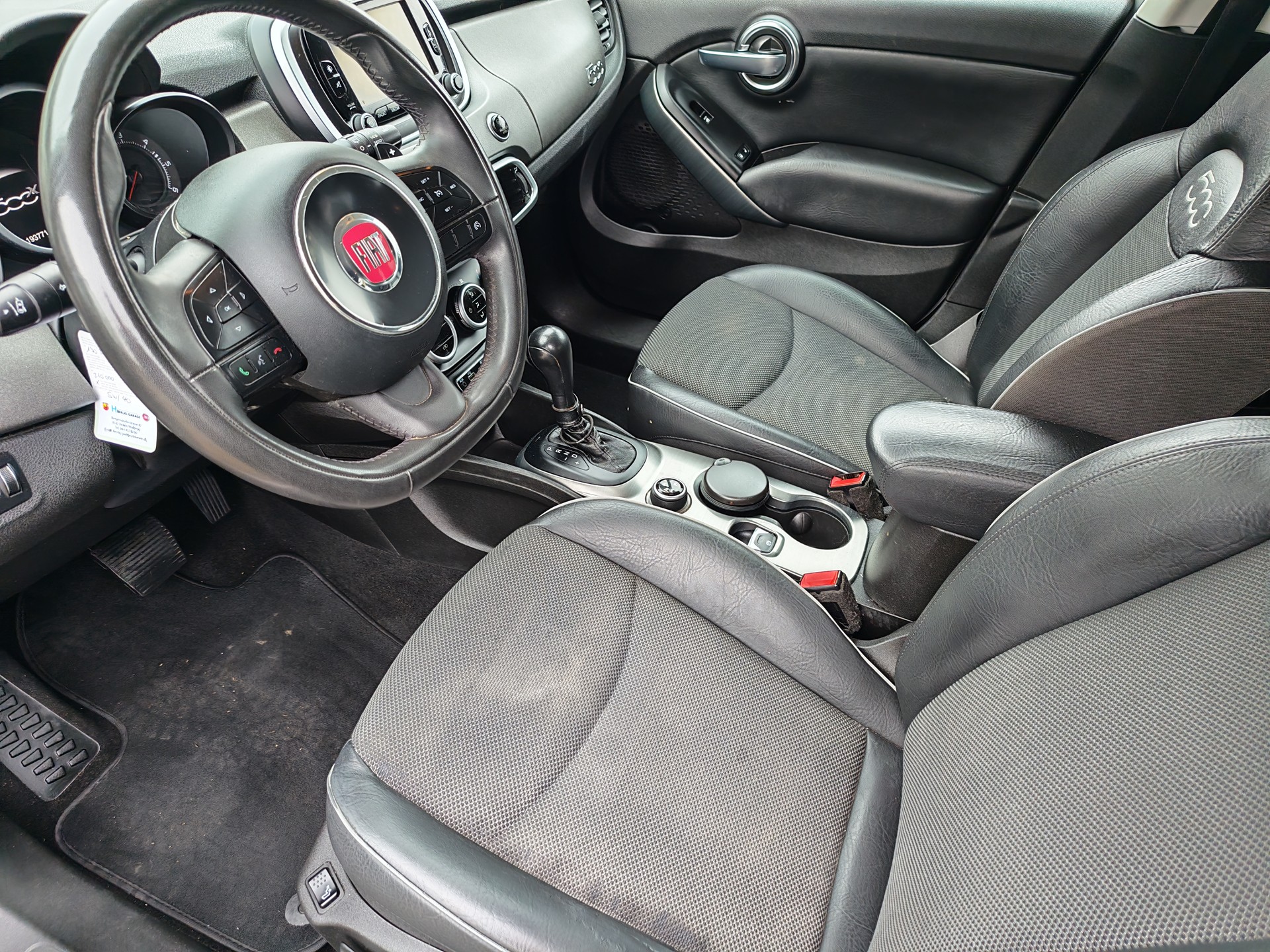 FIAT 500X 2.0 MJ Cross 4x4 Automatic-image-9