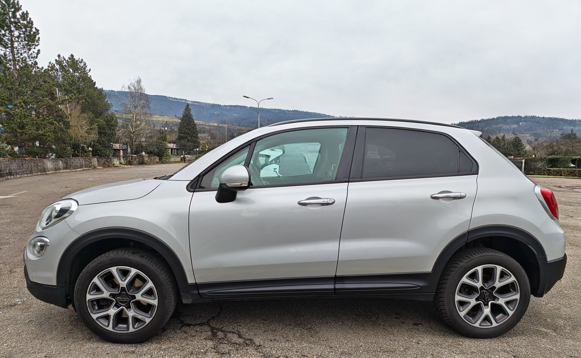 FIAT 500X 2.0 MJ Cross 4x4 Automatic-image-2