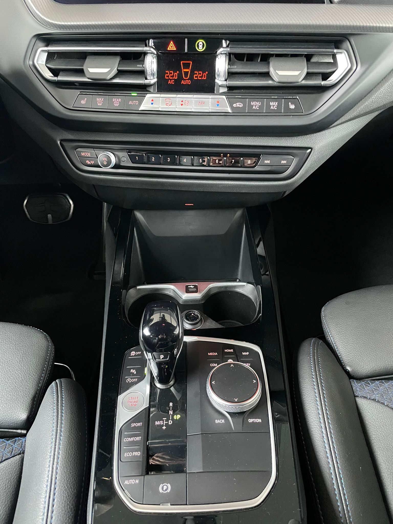 BMW 218d Gran Coupé-image-9