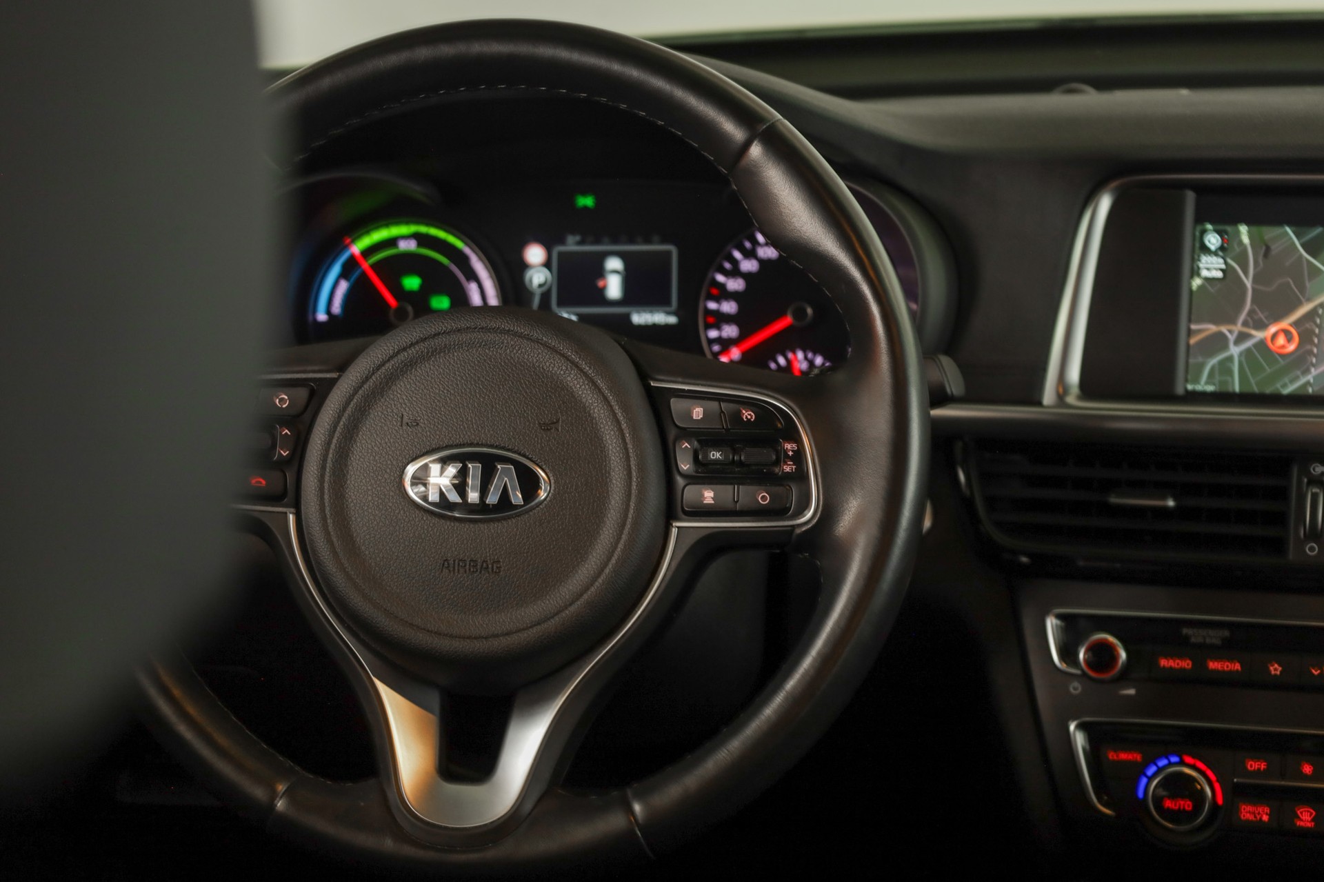 KIA Optima SW 2.0 T-GDI Plug-in Hybrid Automat-image-12