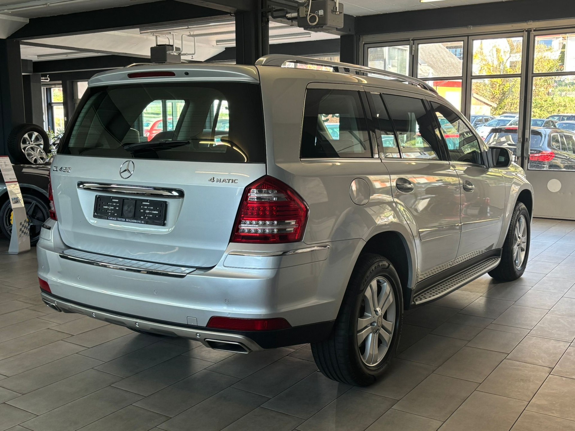 MERCEDES-BENZ GL 450 4Matic 7G-Tronic-image-2