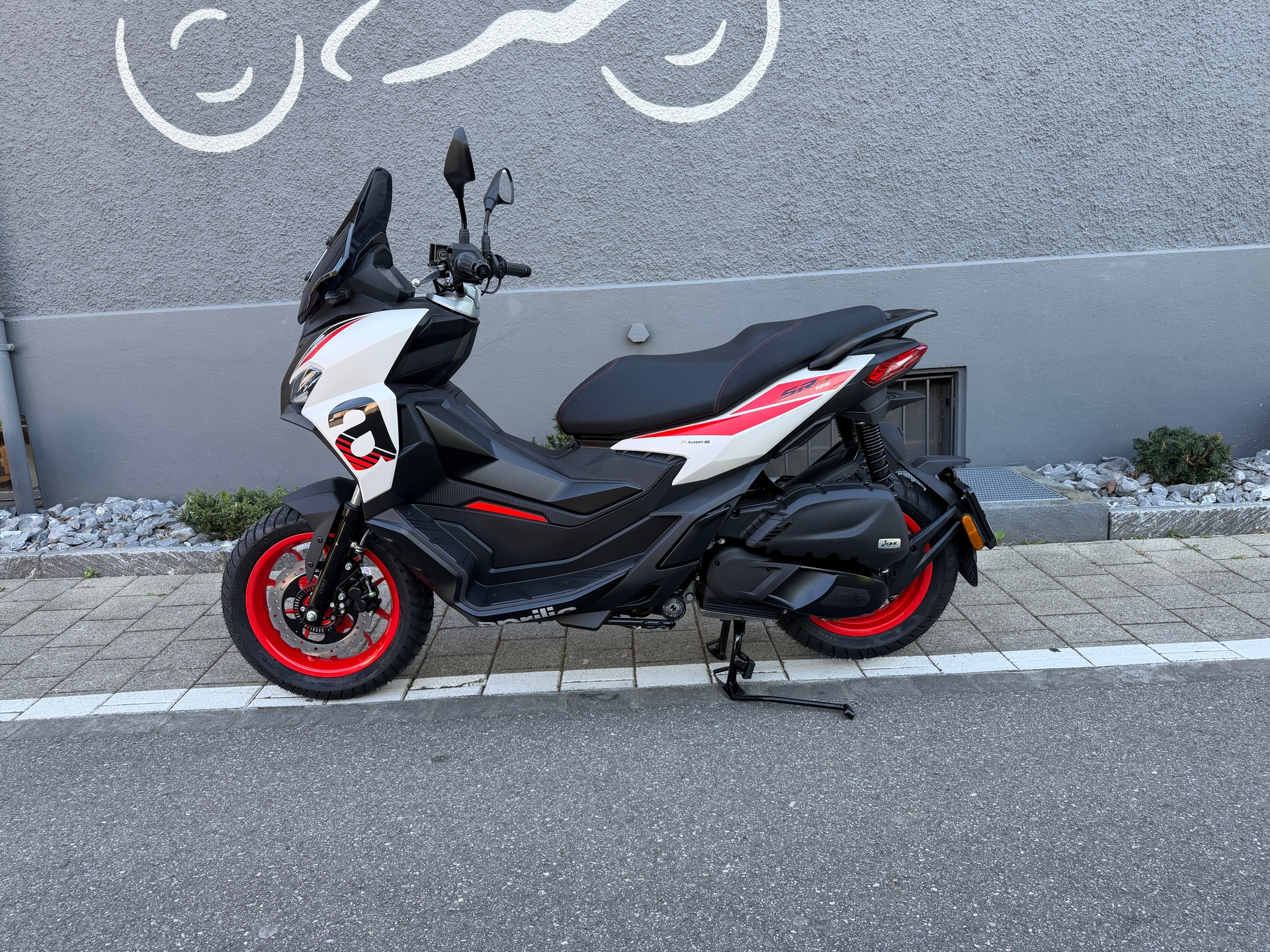 APRILIA SR 125 GT Sport ABS E5+-image-4