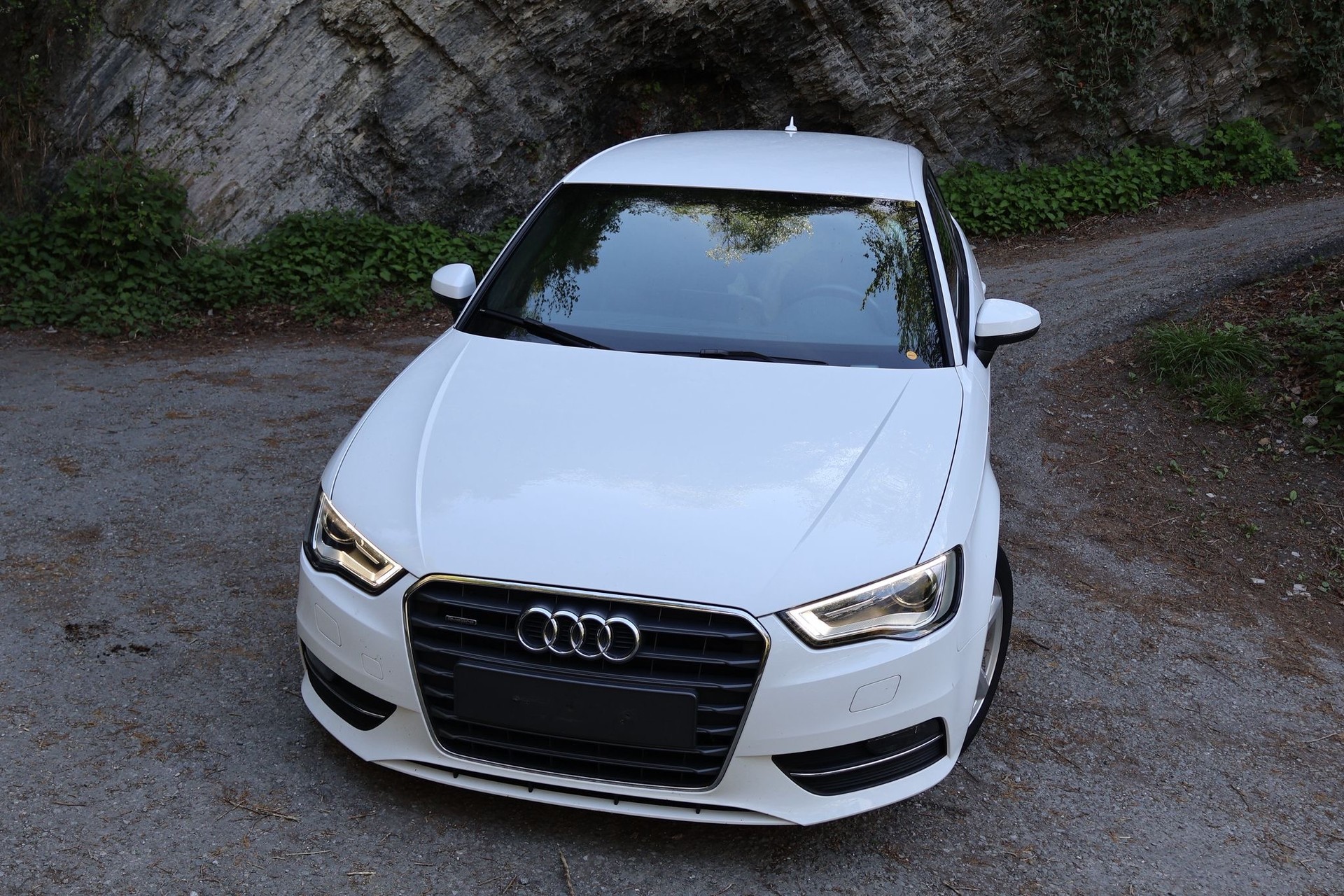 AUDI A3 Sportback 1.8 TFS S-Line quattro S-tronic-image-4