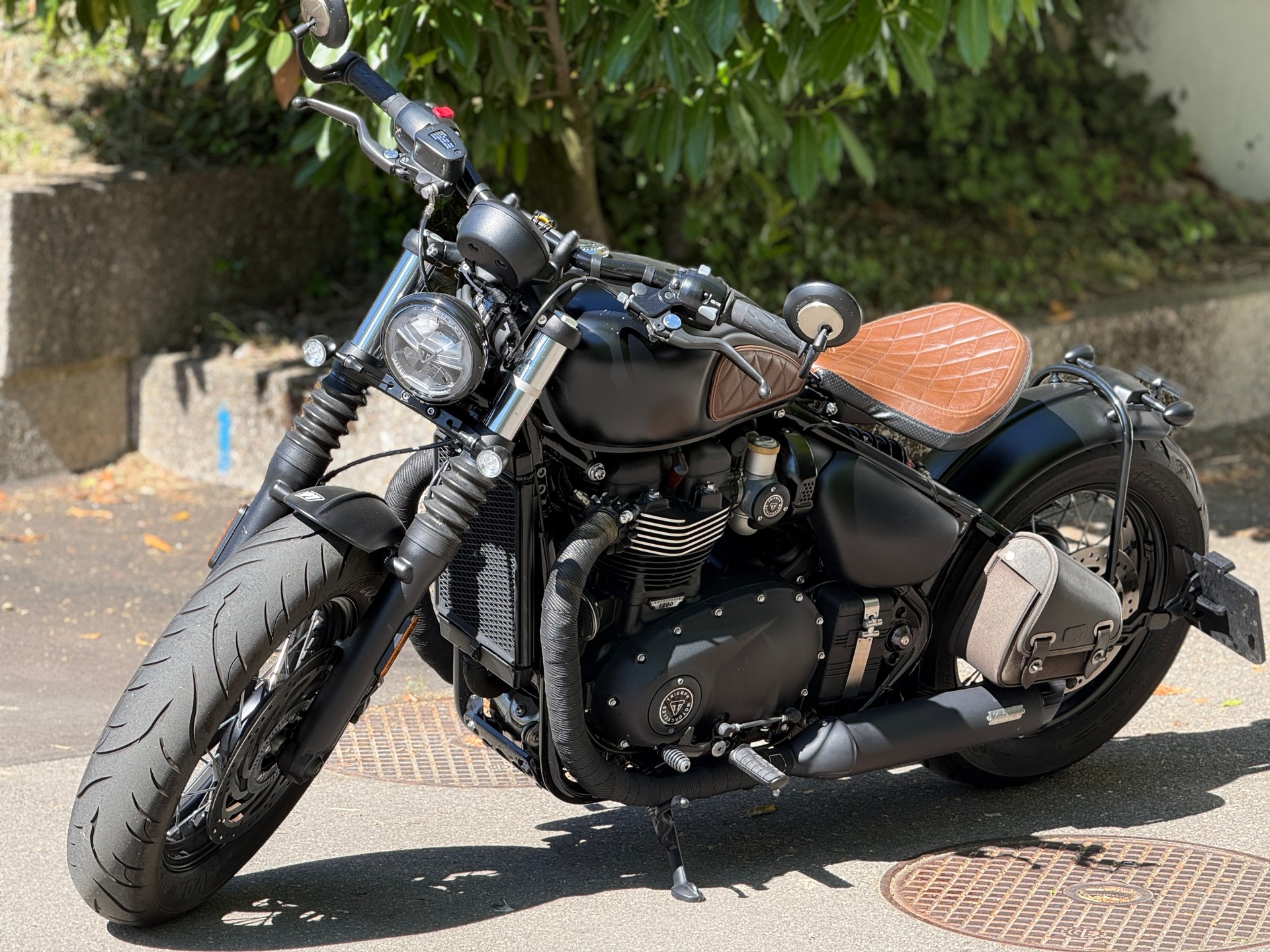 TRIUMPH Bonneville 1200 Bobber Black ABS