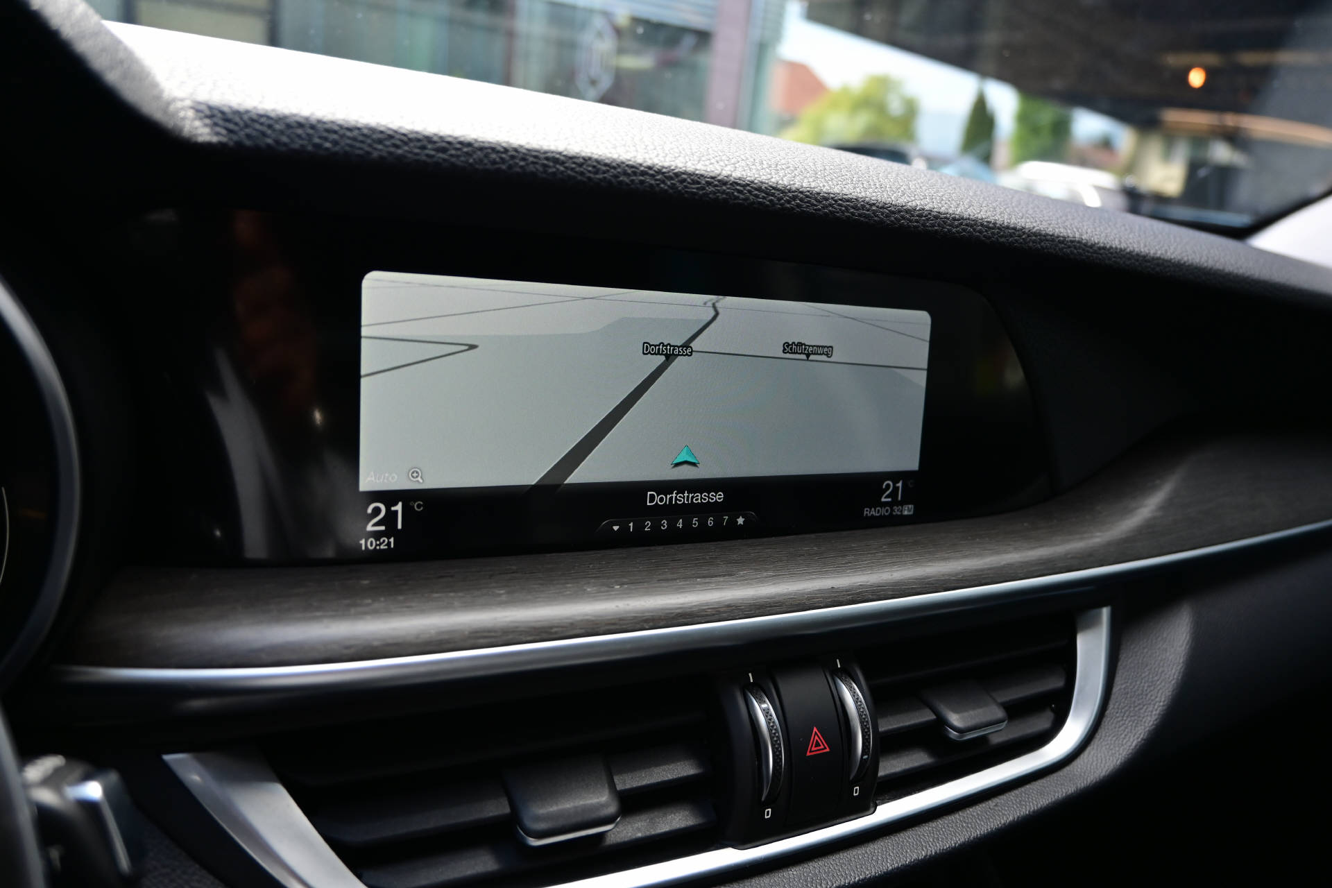 ALFA ROMEO Stelvio 2.0 Q4 280 Executive-image-14