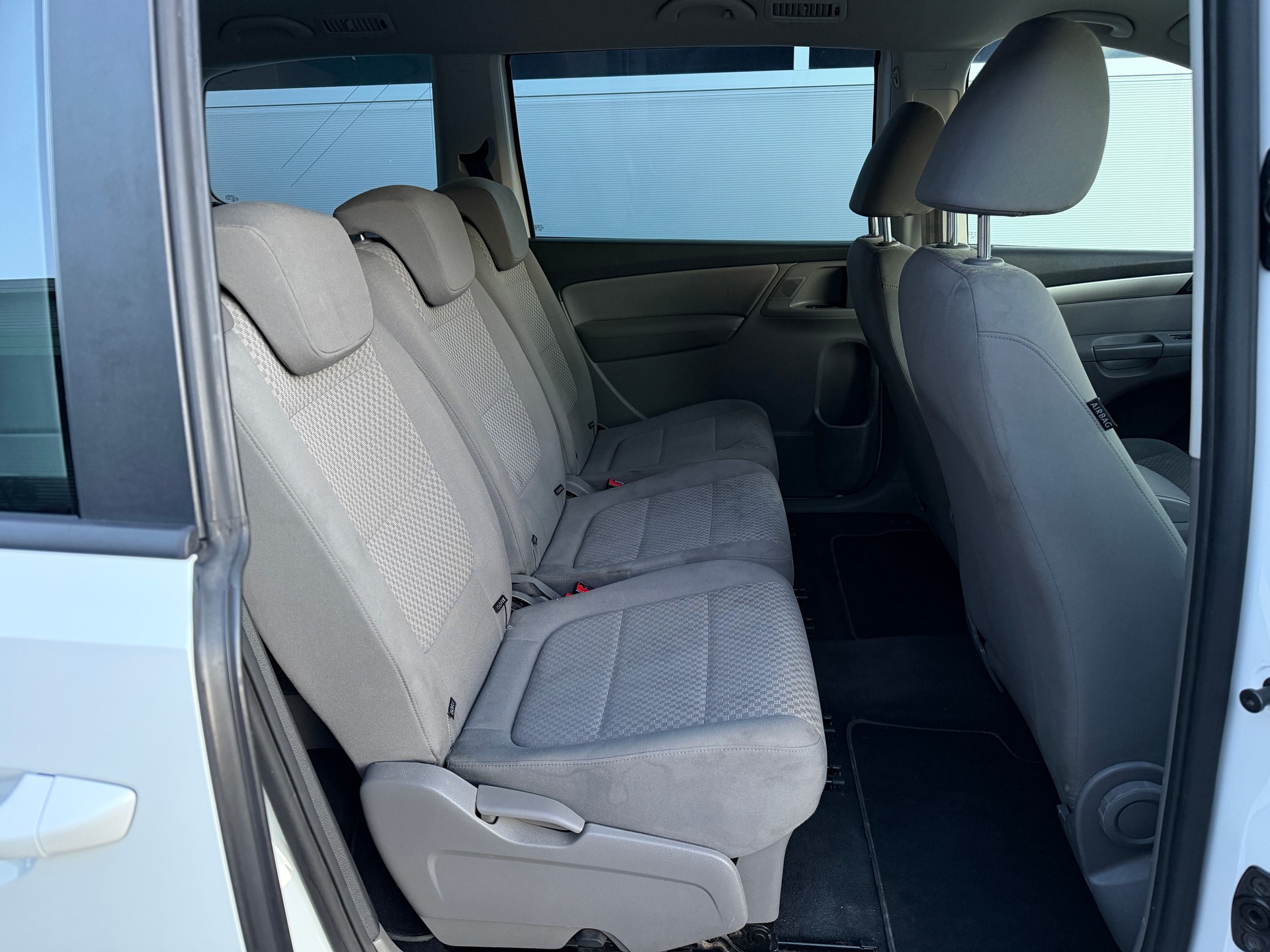 SEAT Alhambra 1.4 TSI Style-image-12