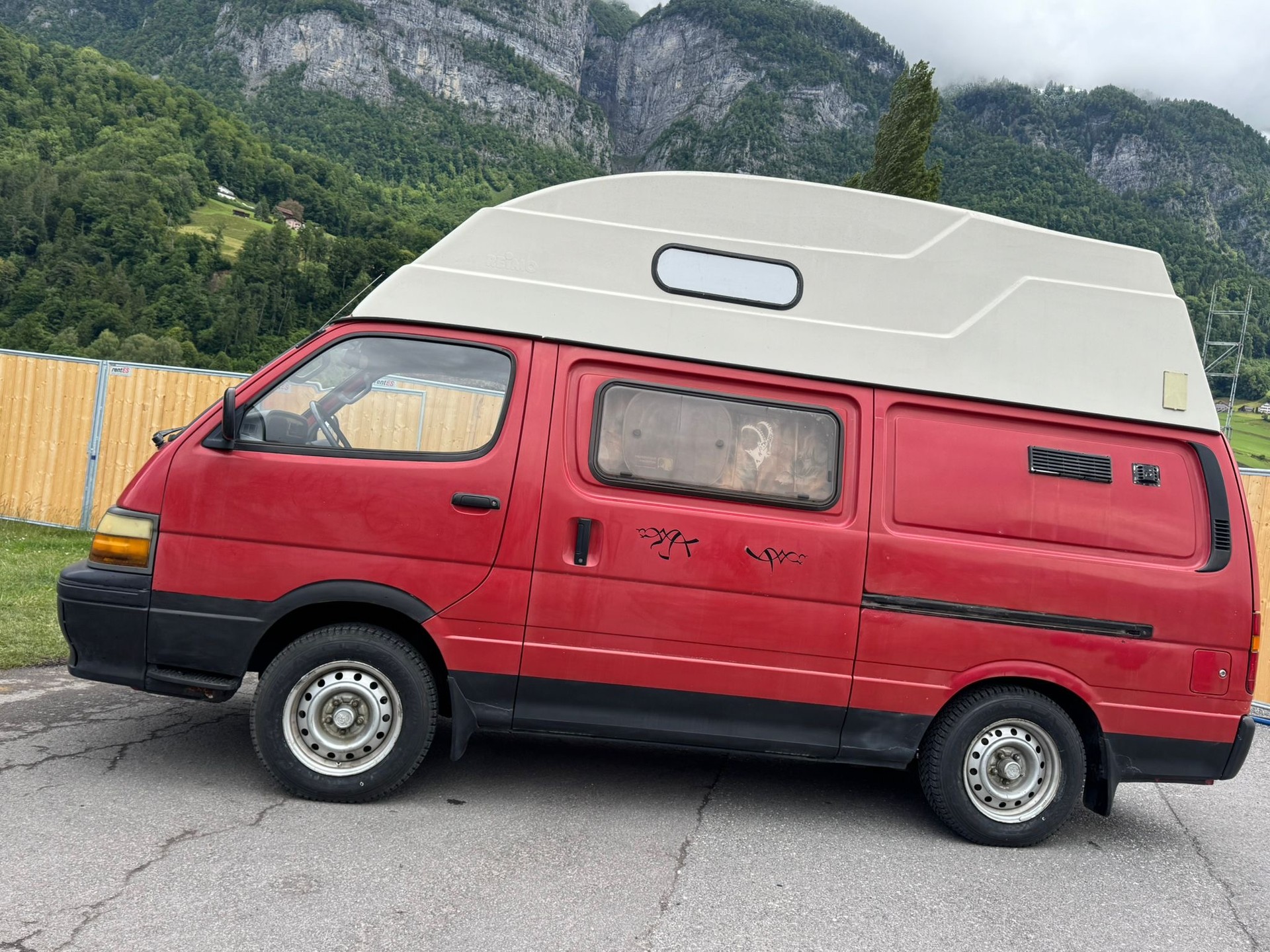 TOYOTA Hiace-image-14
