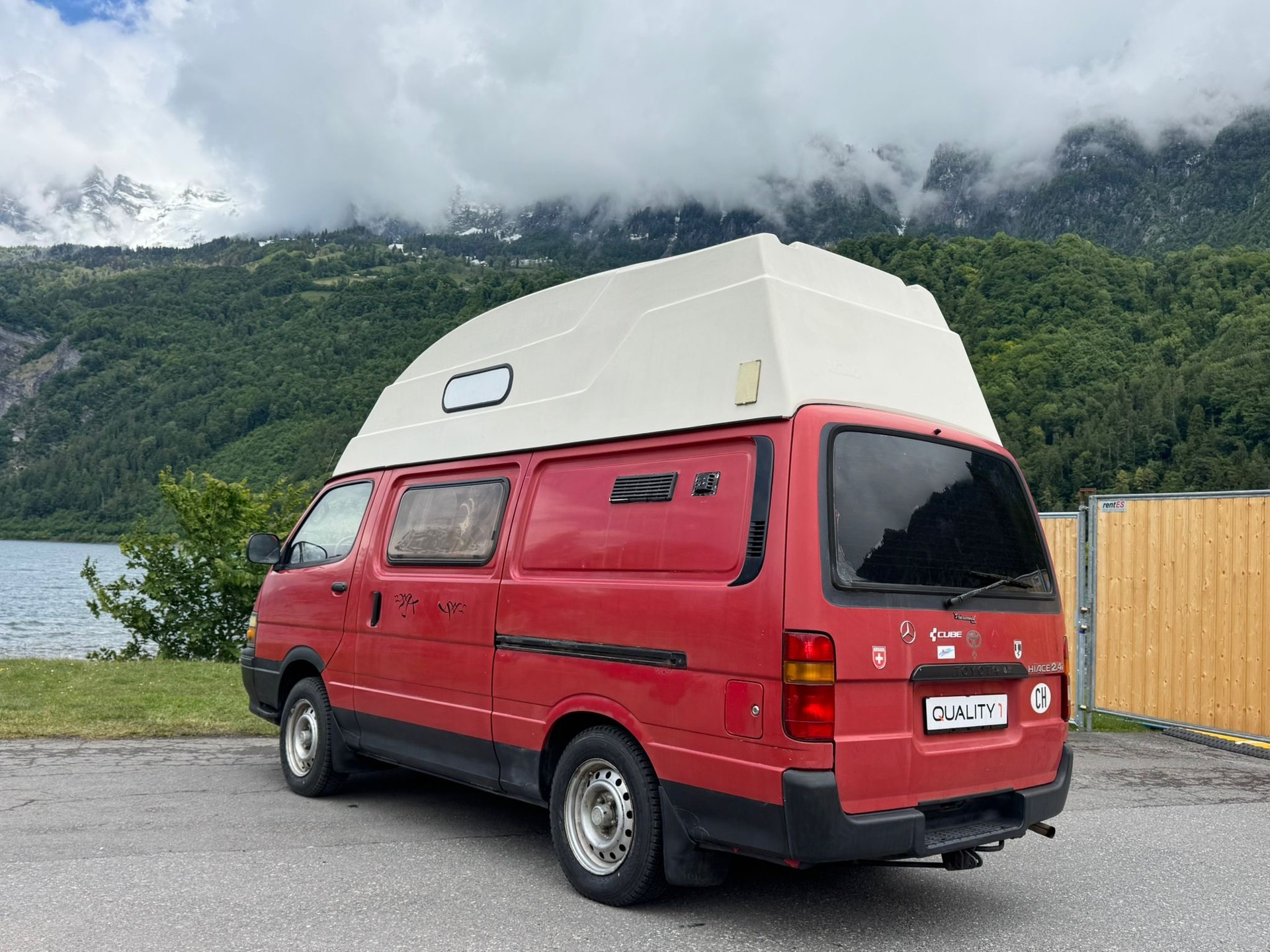 TOYOTA Hiace-image-6