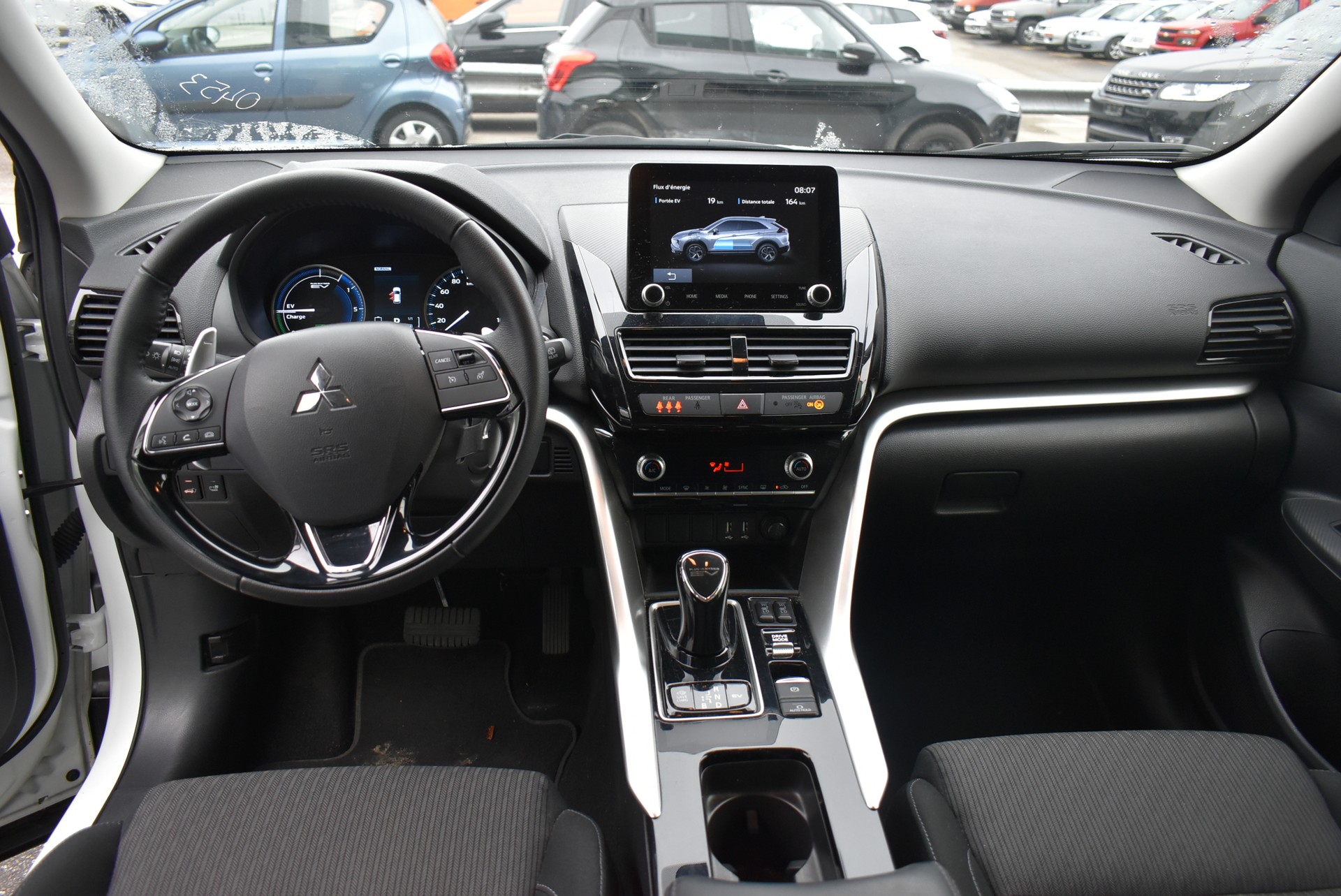 MITSUBISHI Eclipse Cross 2.4 PHEV Inform 4WD-image-7