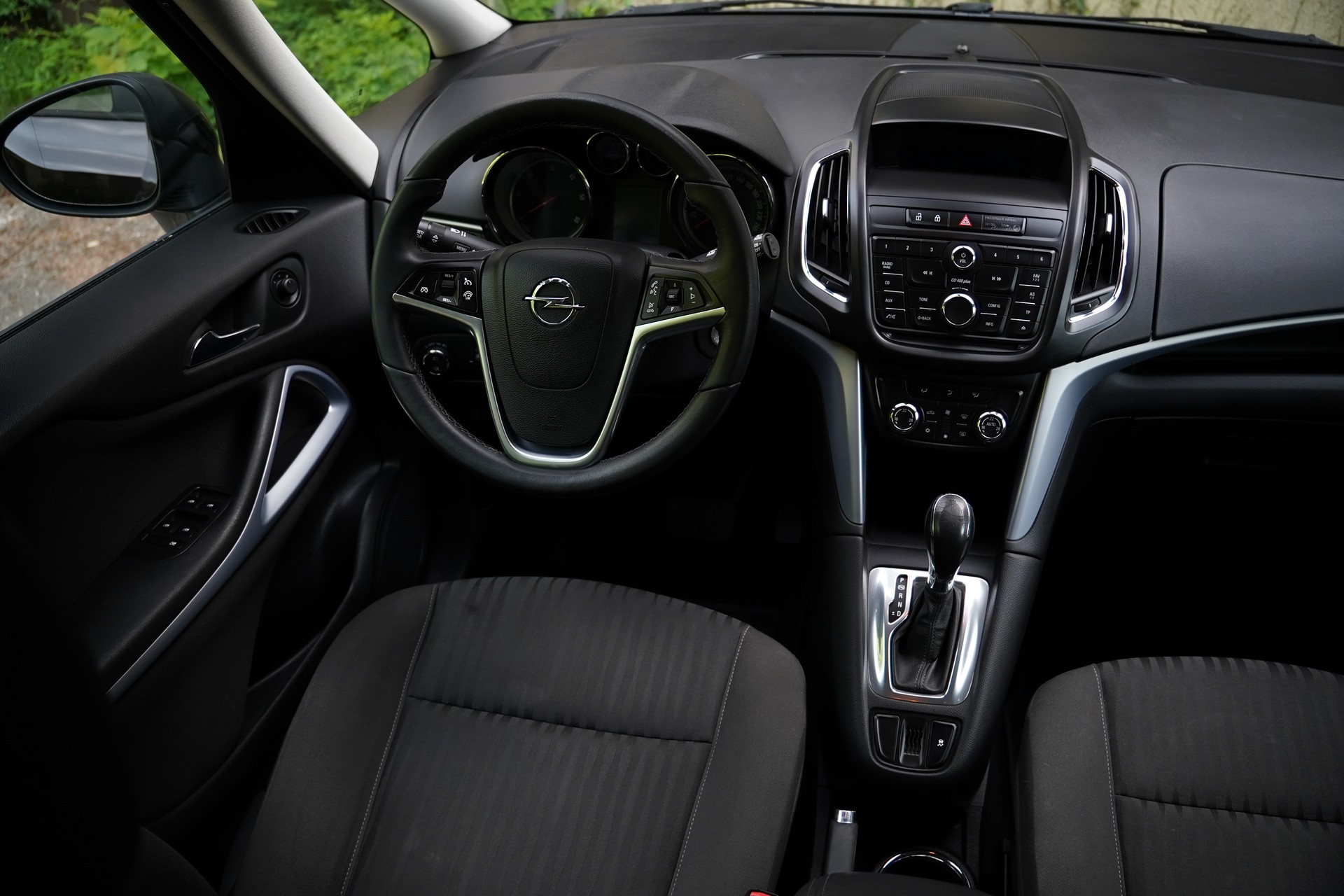 OPEL Zafira Tourer 2.0 CDTi Automatic-image-21