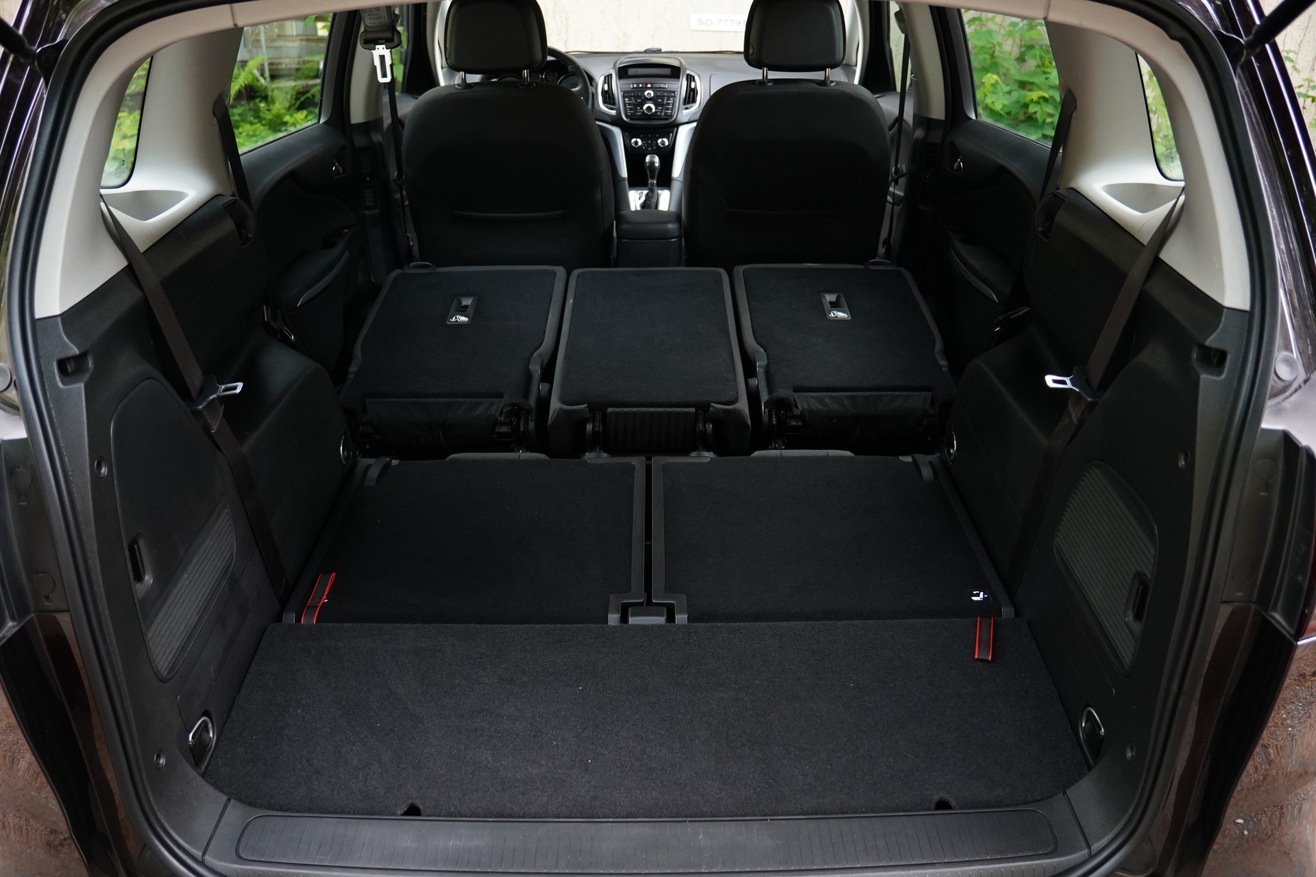 OPEL Zafira Tourer 2.0 CDTi Automatic-image-31