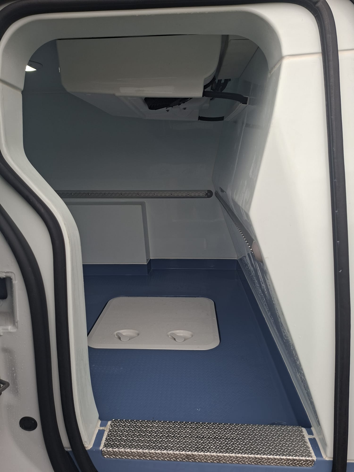 MERCEDES-BENZ eCitan 45kWh Base-image-8