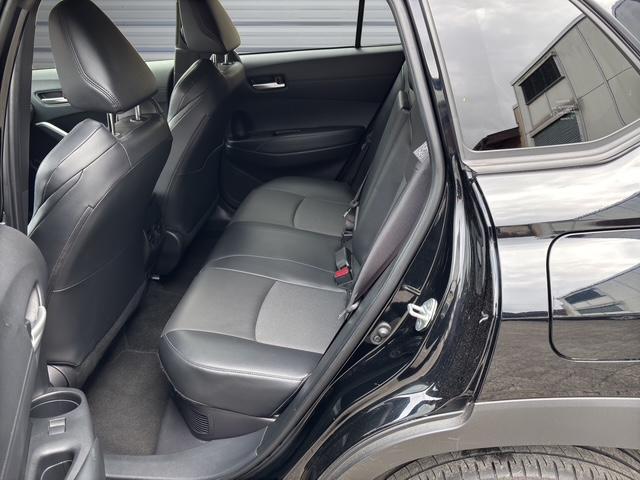 TOYOTA Corolla Cross 2.0 HSD Trend AWD-i-image-10