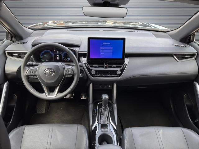 TOYOTA Corolla Cross 2.0 HSD Trend AWD-i-image-9