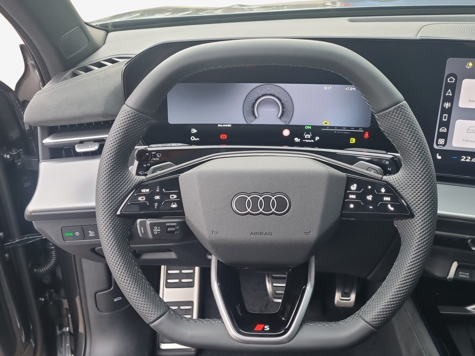 AUDI Q3 SUV TFSI quattro 195 kW S tronic-image-9